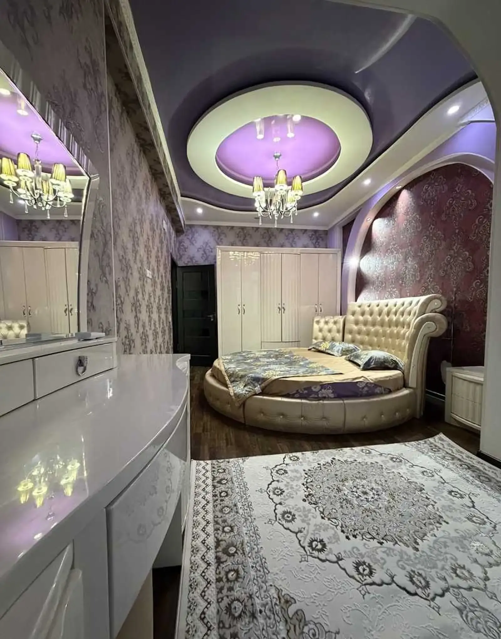 2-комн. квартира, 5 этаж, 81м², Садбарг