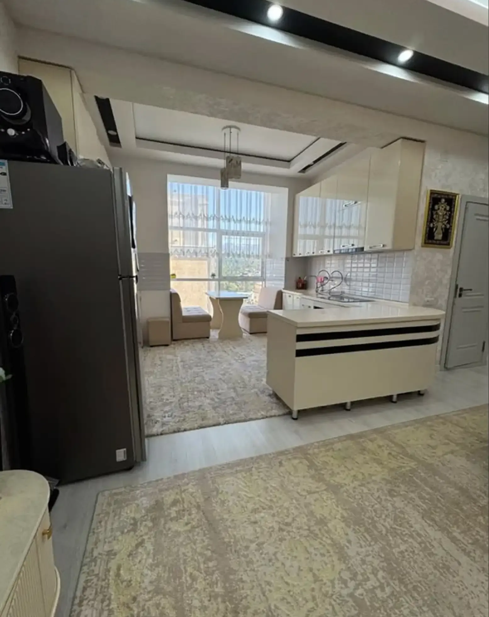 3-комн. квартира, 13 этаж, 92м², Шохмансур