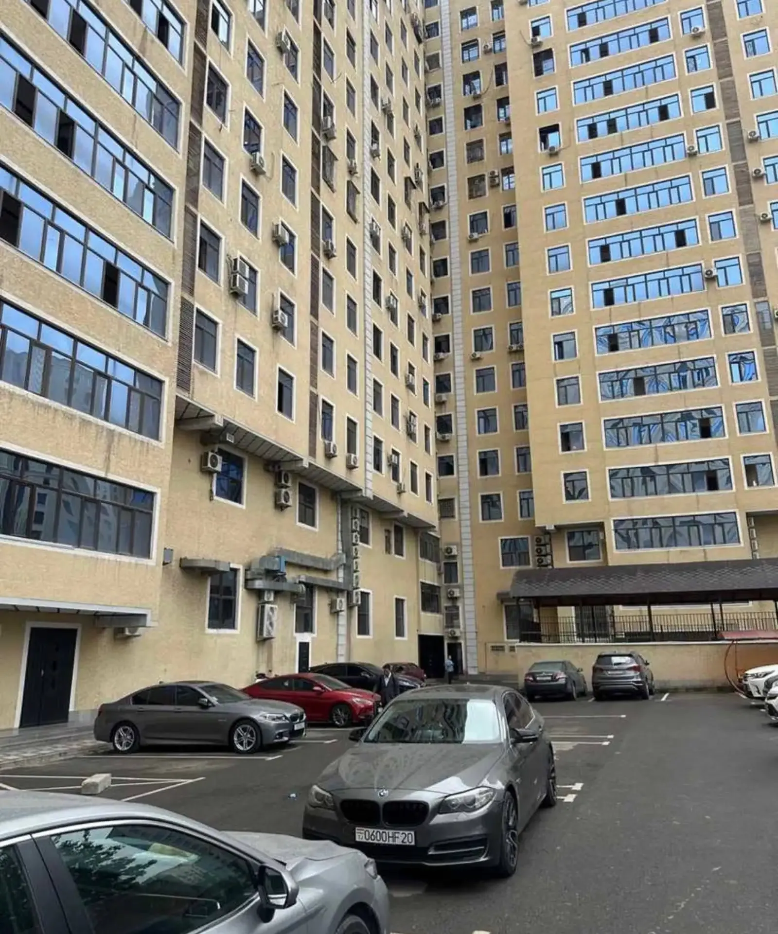 3-комн. квартира, 12 этаж, 134 м², шохмансур