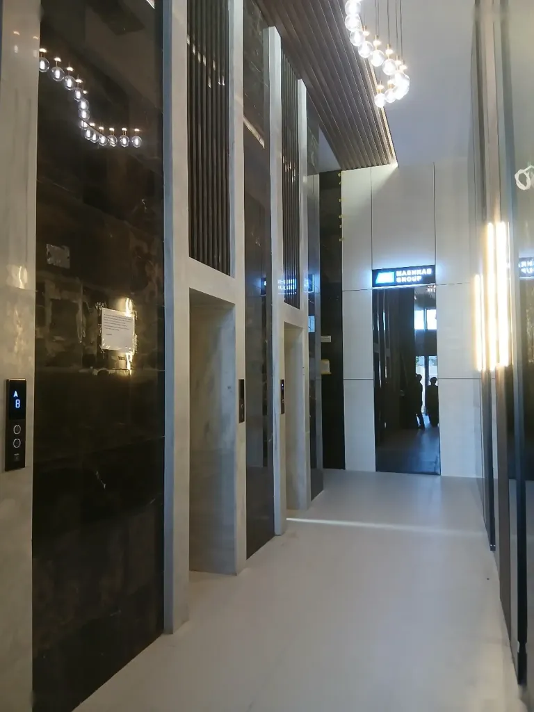 4-комн. квартира, 11 этаж, 132 м², Корвон