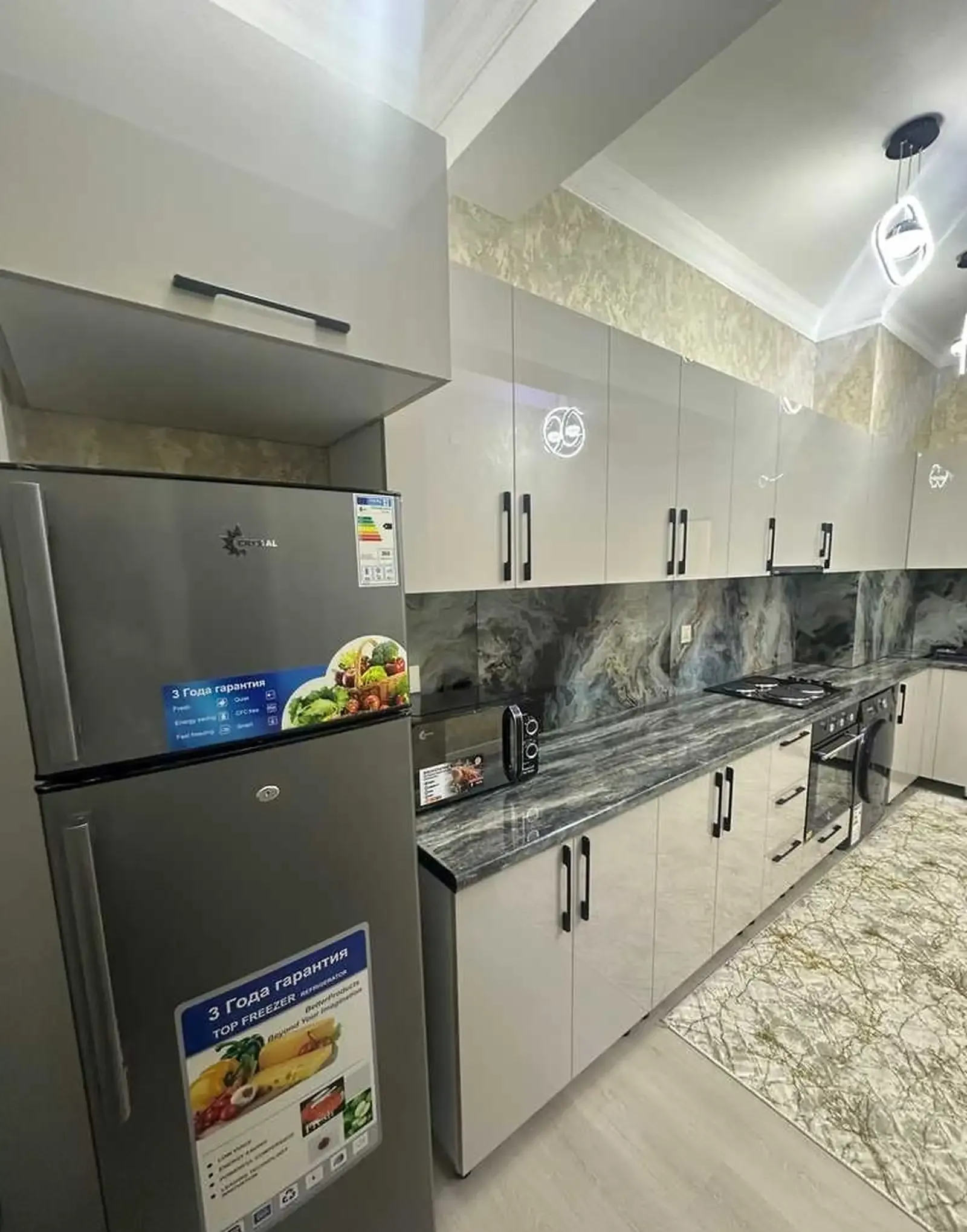 3-комн. квартира, 6 этаж, 102м², Ёқут 2000, Голубой экран