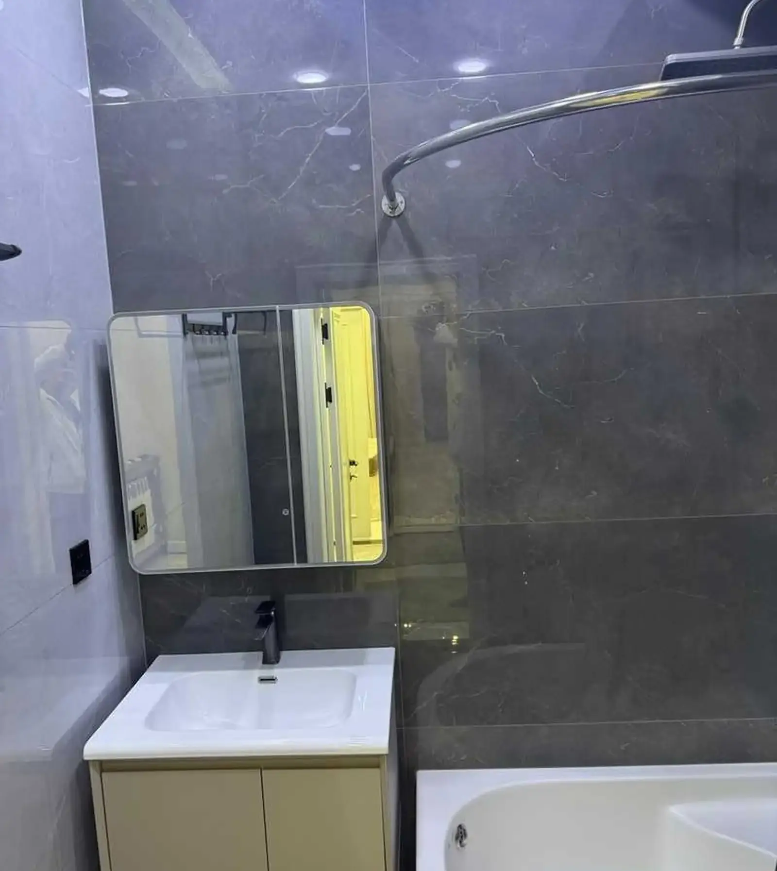3-комн. квартира, 9 этаж, 100м², Сино-2