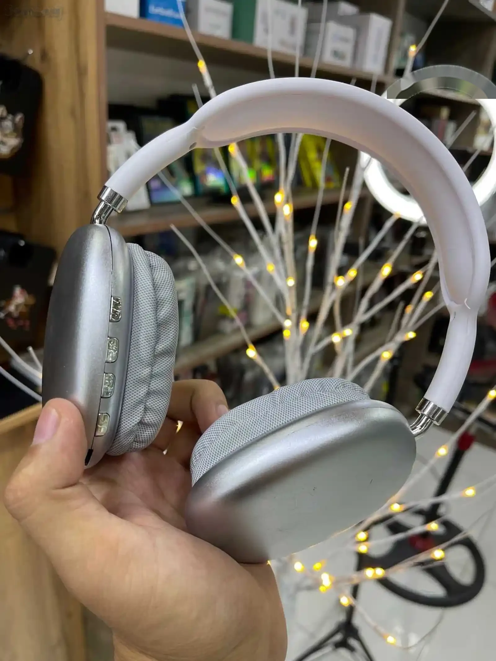 Беспроводные наушники AirPods P