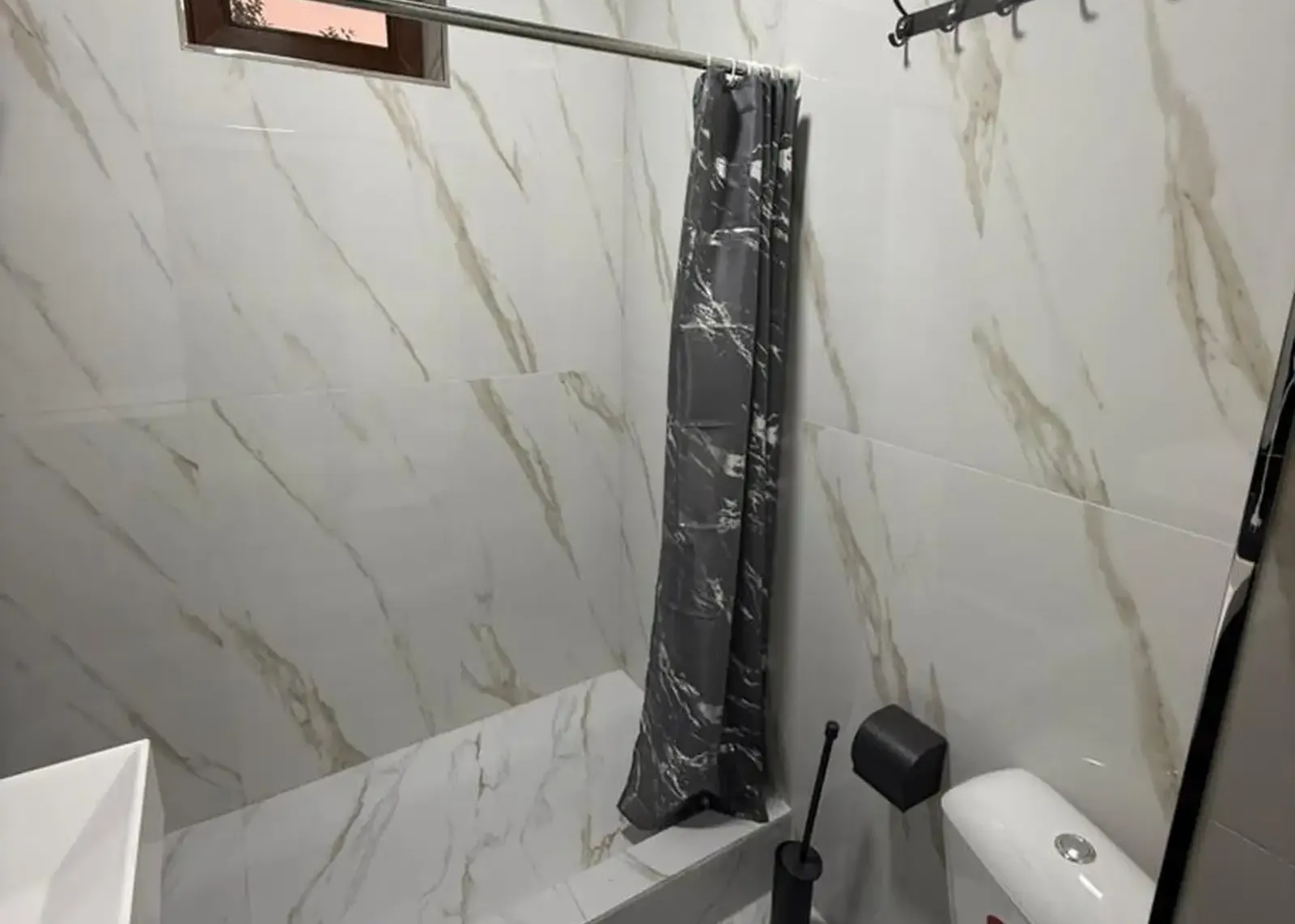 2-этажный, 7 комнатный дом, 455 м², Шохмансур