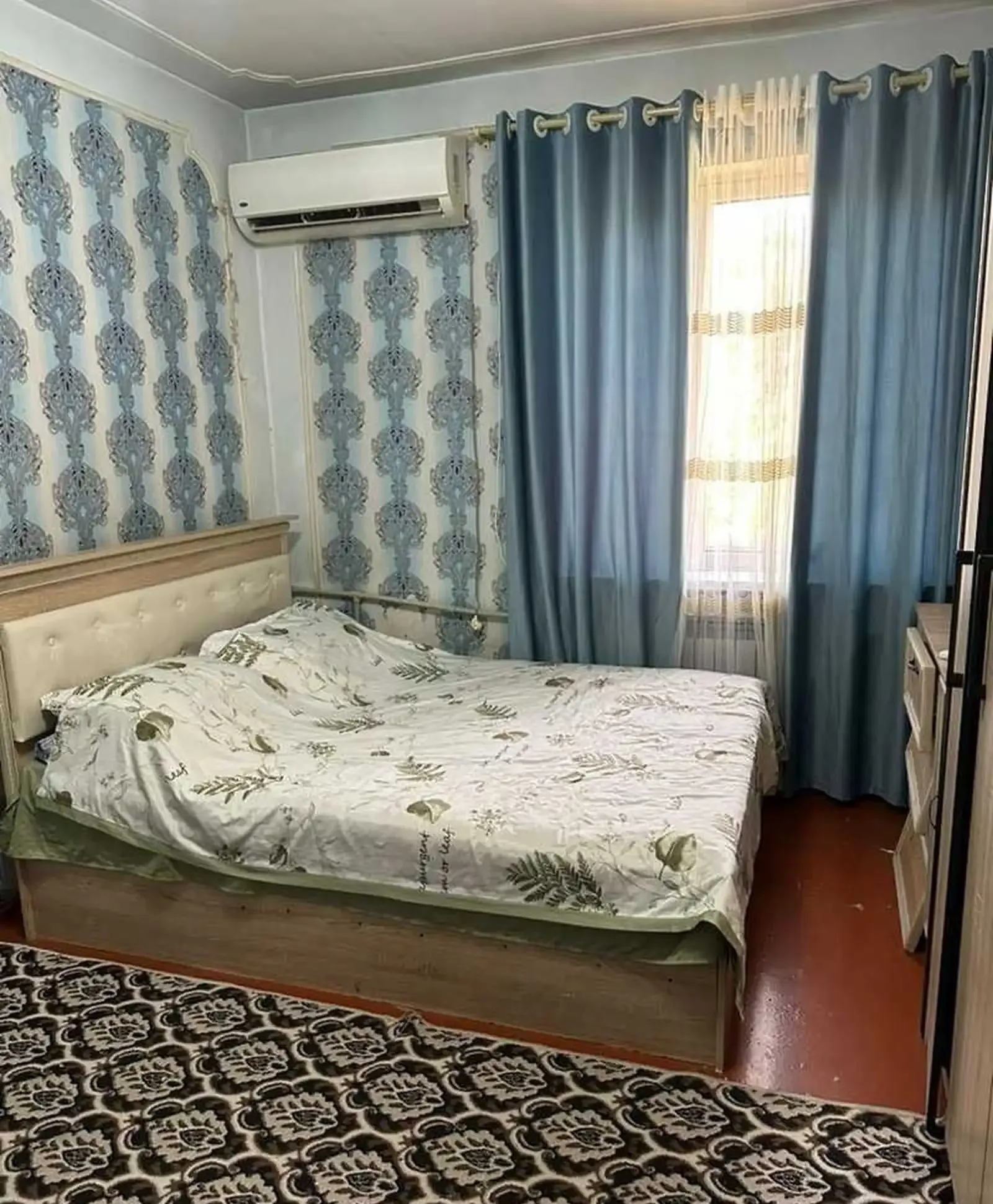 3-комн. квартира, 4 этаж, 60м², сино