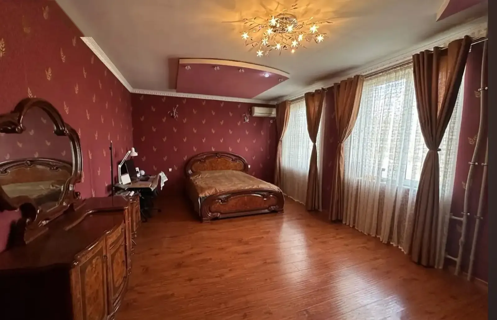 3-комн. квартира, 5 этаж, 140м², шохмансур