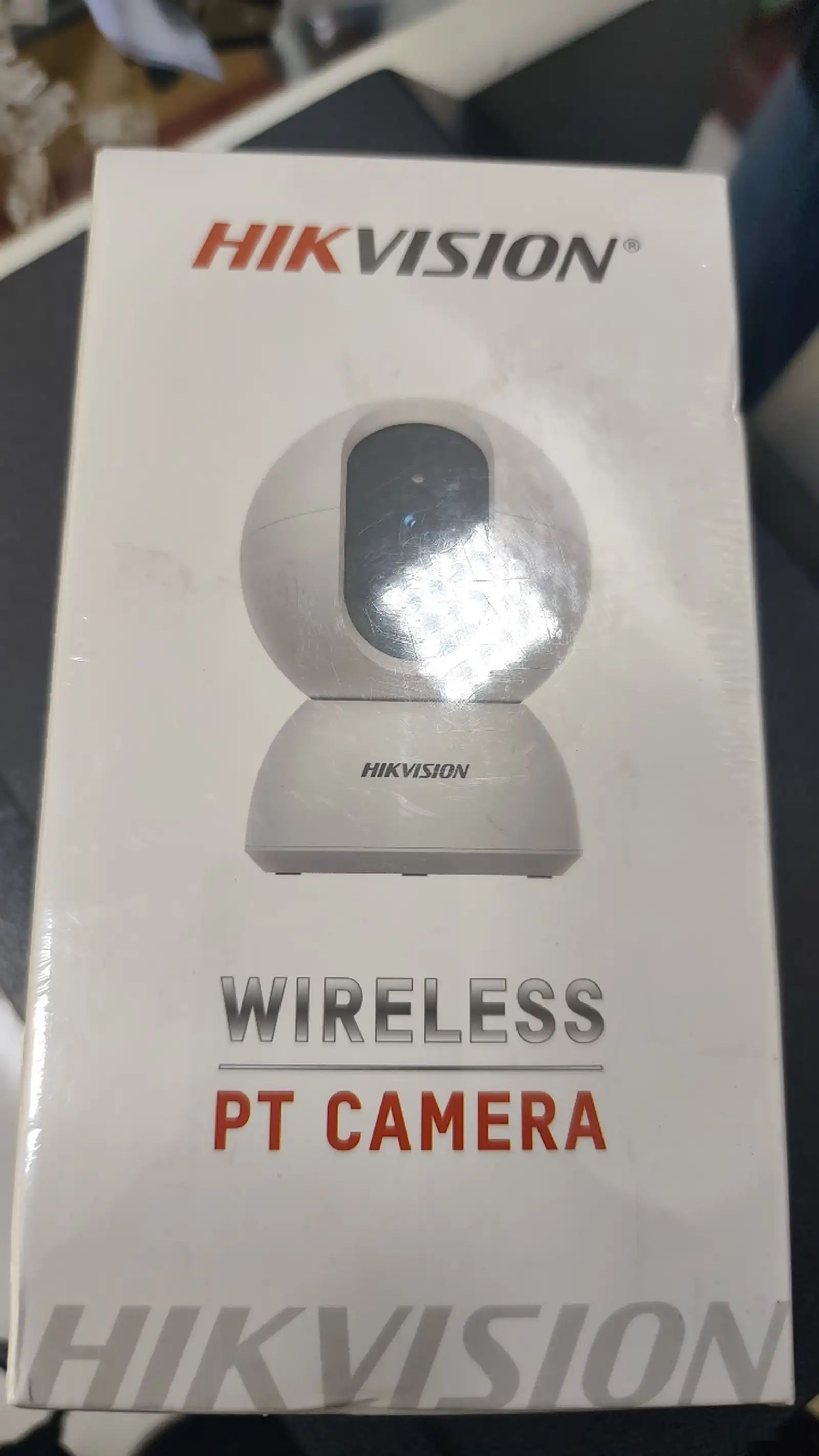 Камера видеонаблюдения Hikvision Wifi