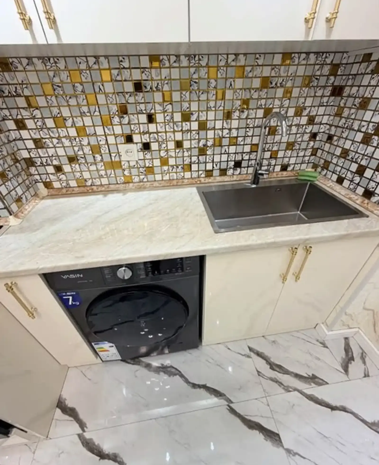 3-комн. квартира, 4 этаж, 89м², Фирдавси