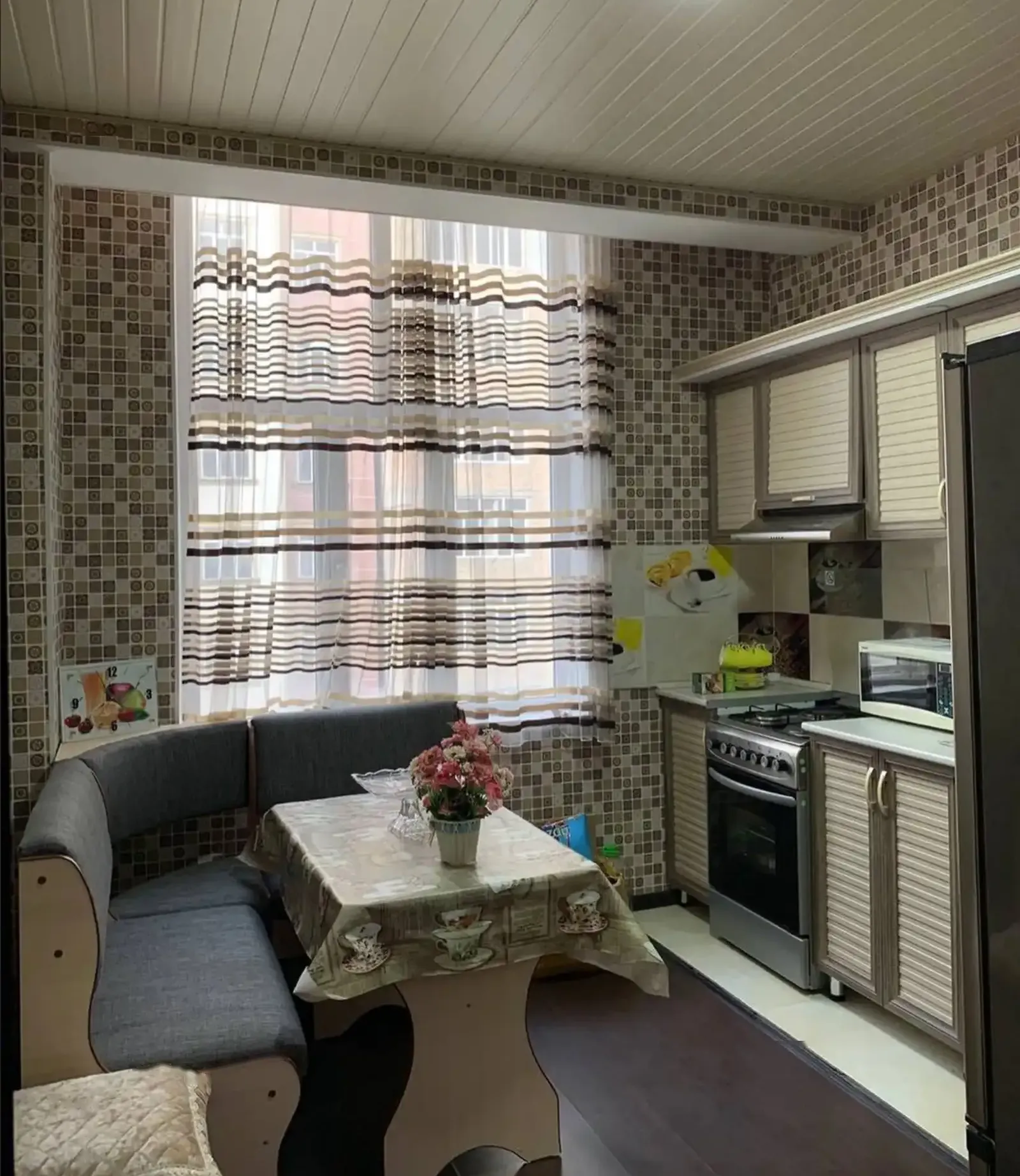 3-комн. квартира, 4 этаж, 99м², сино