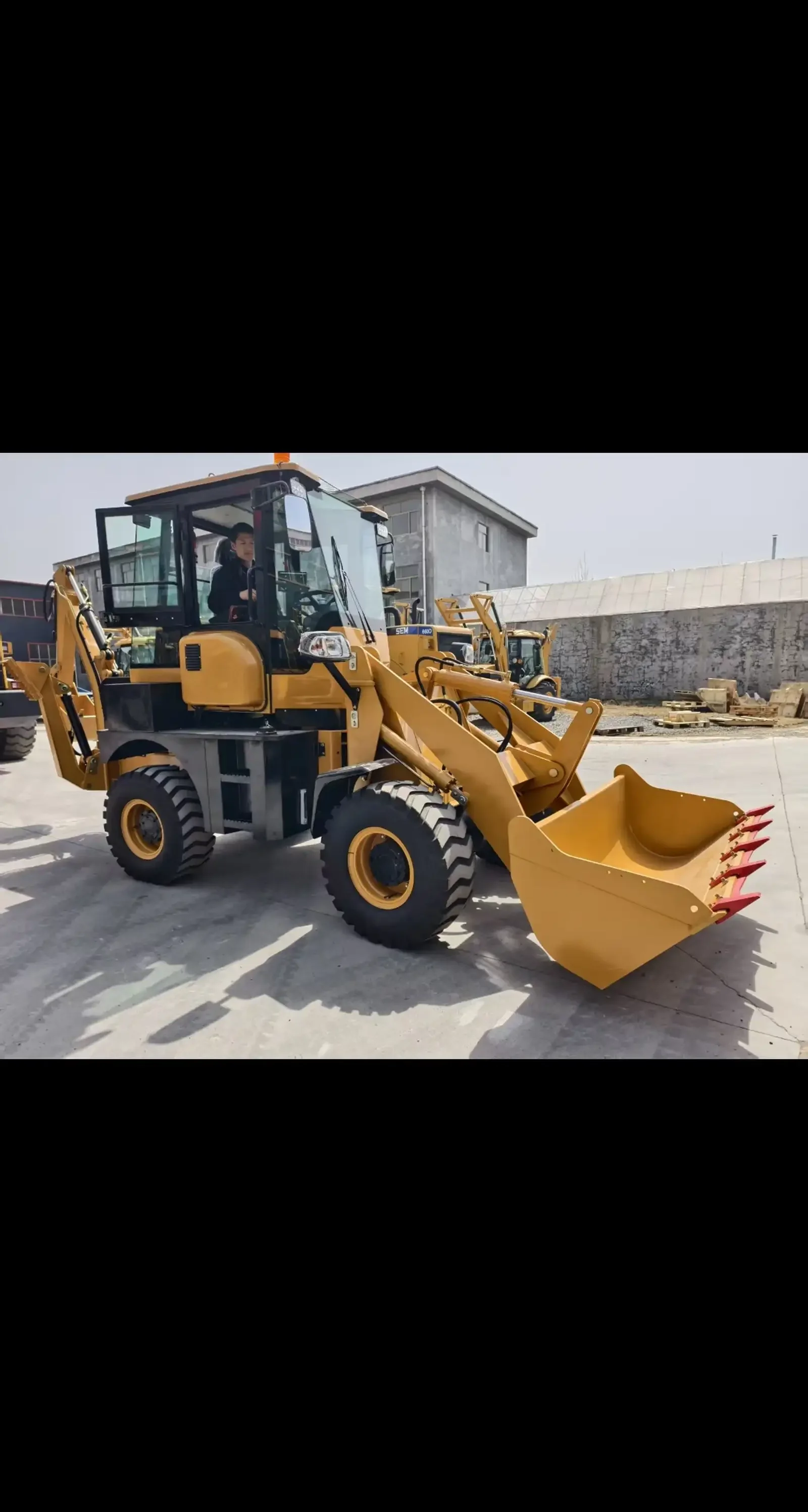 Экскаватор погрузчик CN15-10