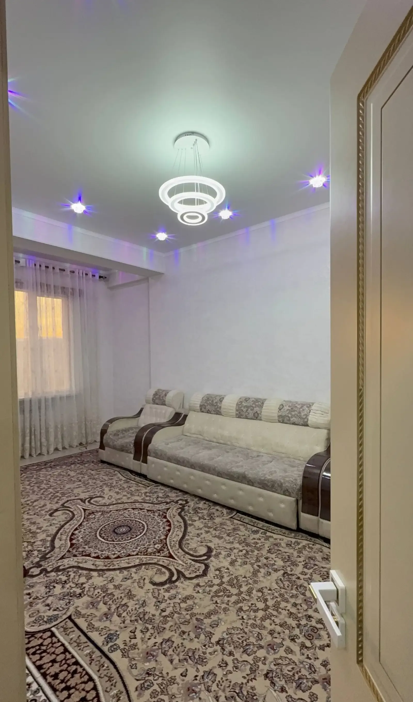 2-комн. квартира, 14 этаж, 63 м², Сино
