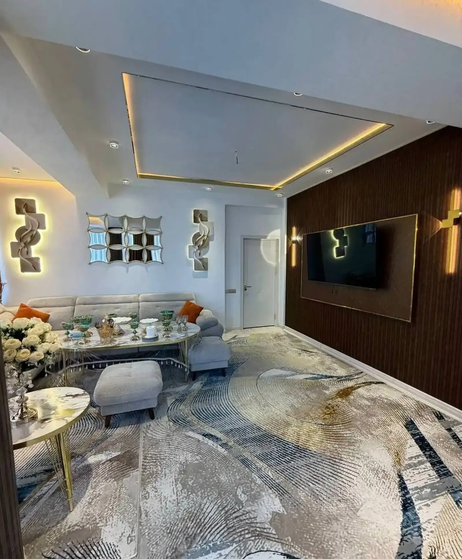 3-комн. квартира, 7 этаж, 117 м², Исмоили Сомони, Мехргон