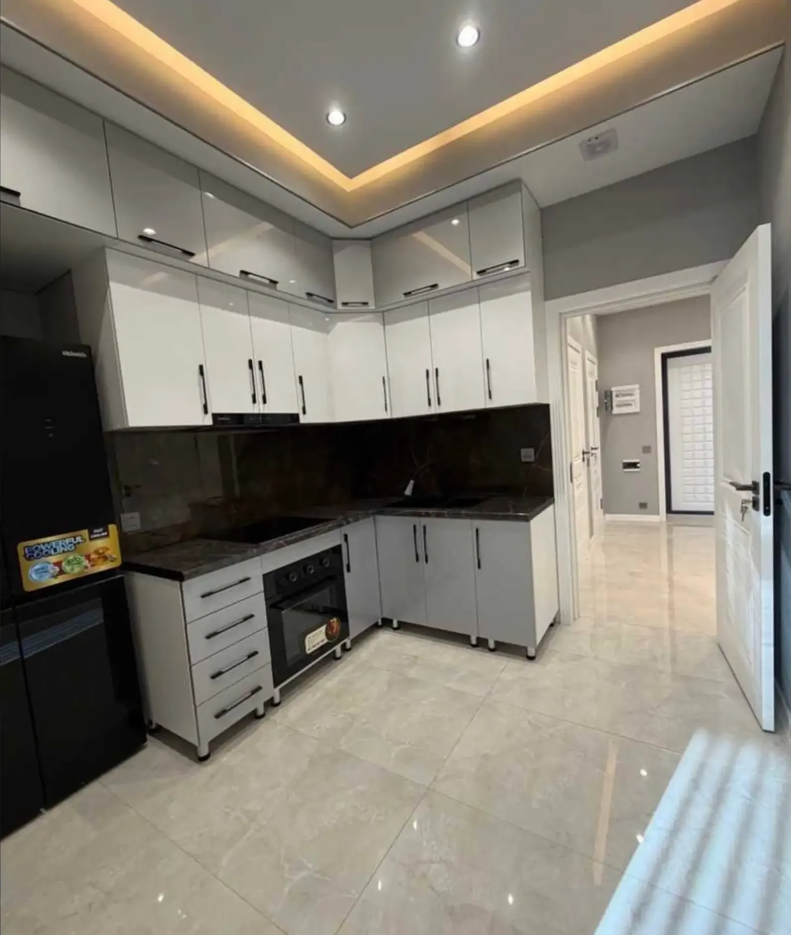 2-комн. квартира, 11 этаж, 61 м², Сино