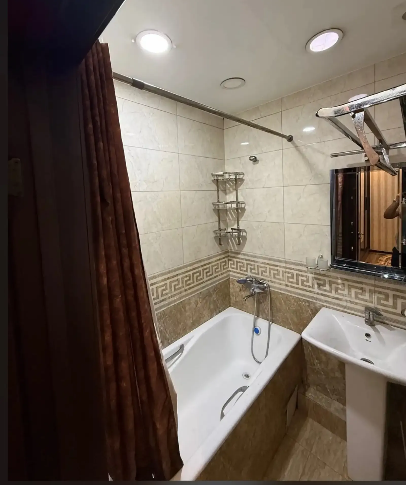 4-комн. квартира, 4 этаж, 82м², Сино