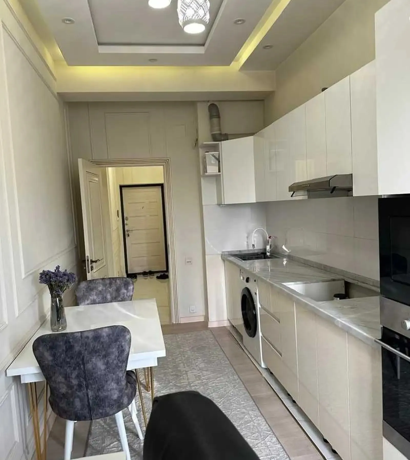 1-комн. квартира, 4 этаж, 50 м², Фирдавси, 46 мкр