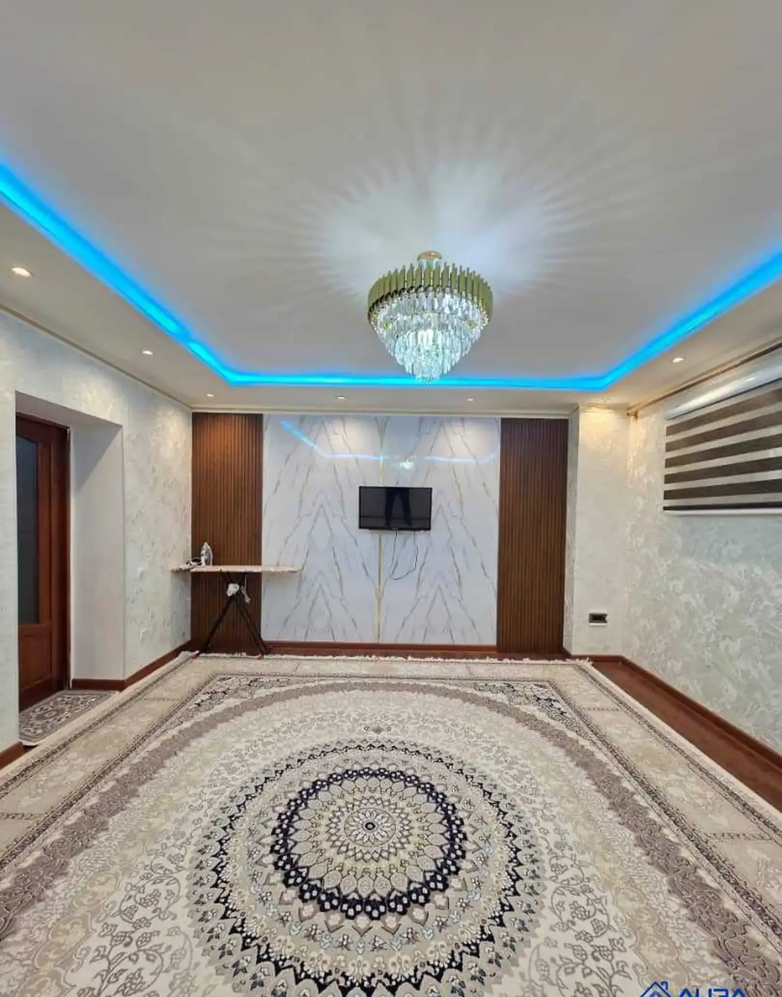 2-комн. квартира, Цокольный этаж, 60 м², Сино