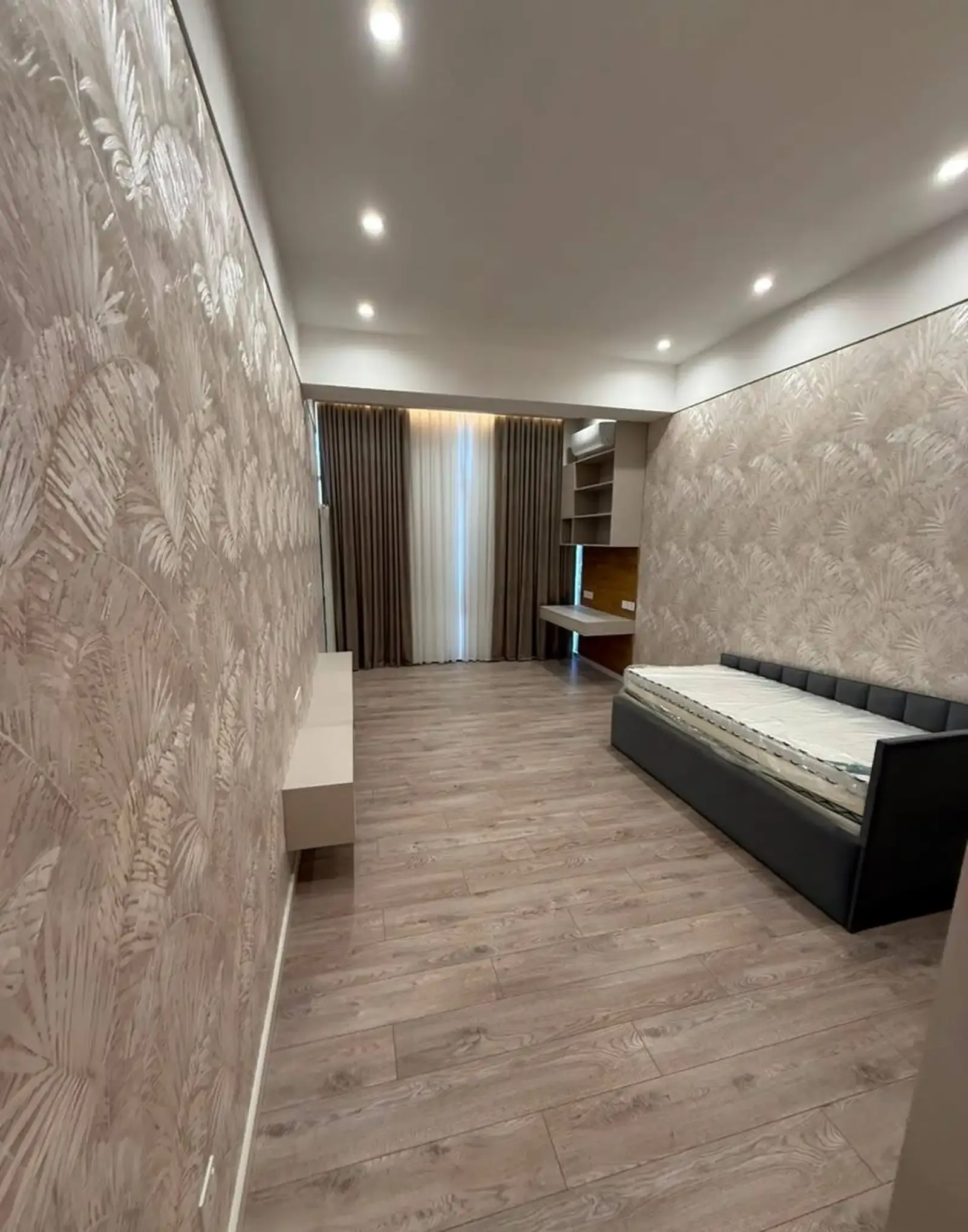 3-комн. квартира, 15 этаж, 126 м², Сомони