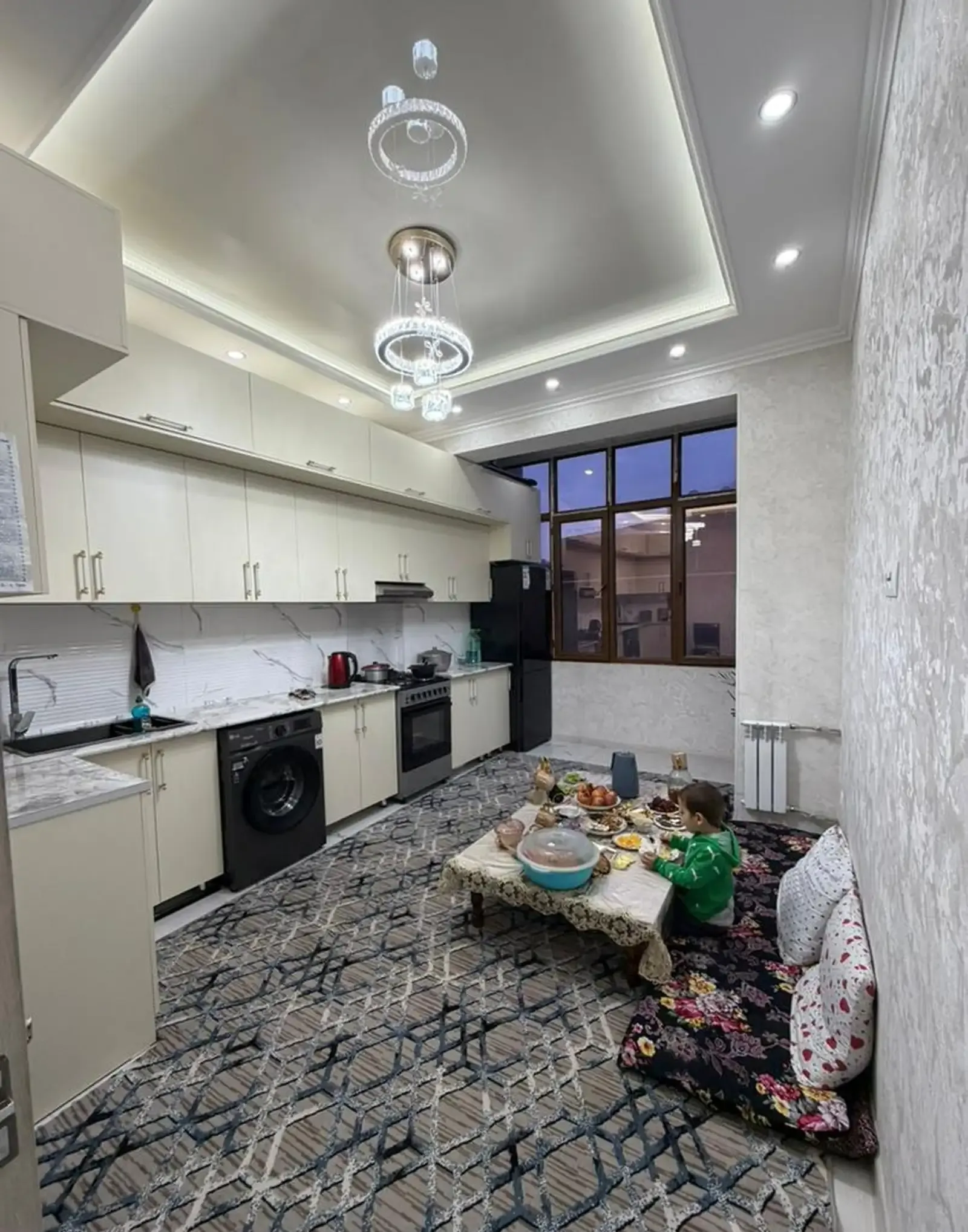 3-комн. квартира, 4 этаж, 81 м², Шохмансур