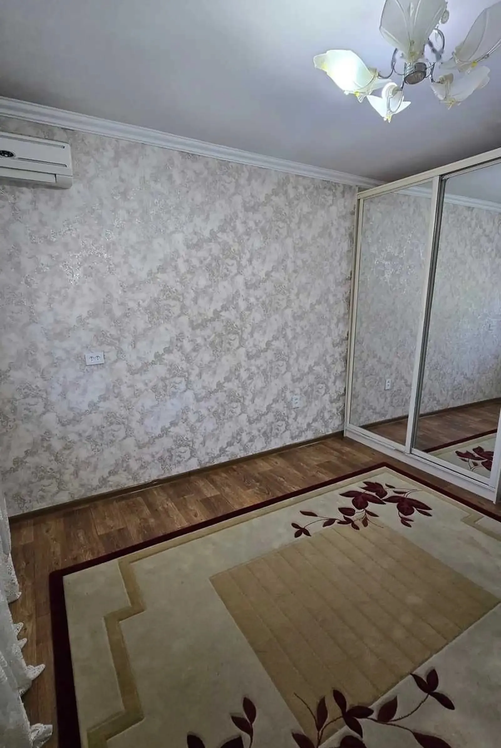 3-комн. квартира, 3 этаж, 57м², 84 мкр