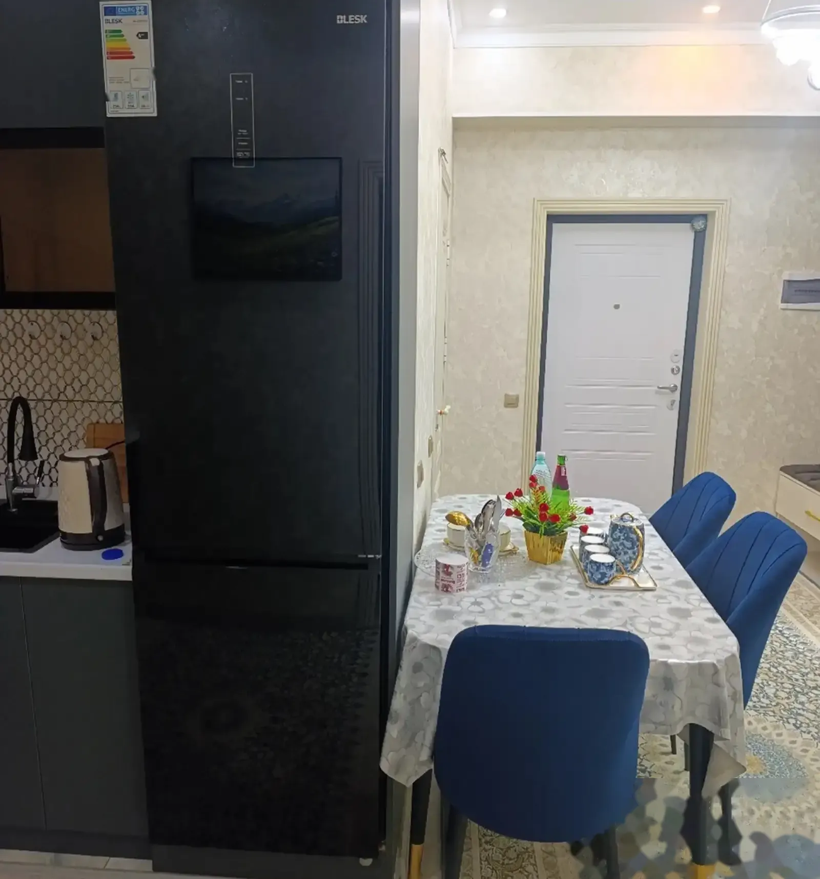 2-комн. квартира, 8 этаж, 70м², Шохмансур