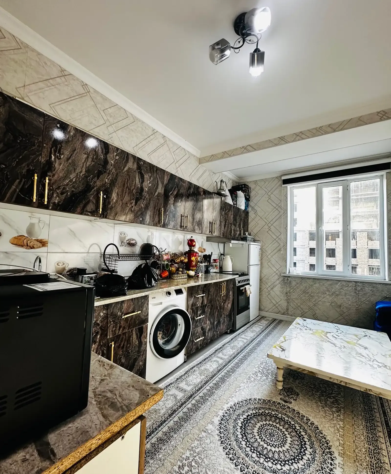 3-комн. квартира, 8 этаж, 82 м², гипразем/сино