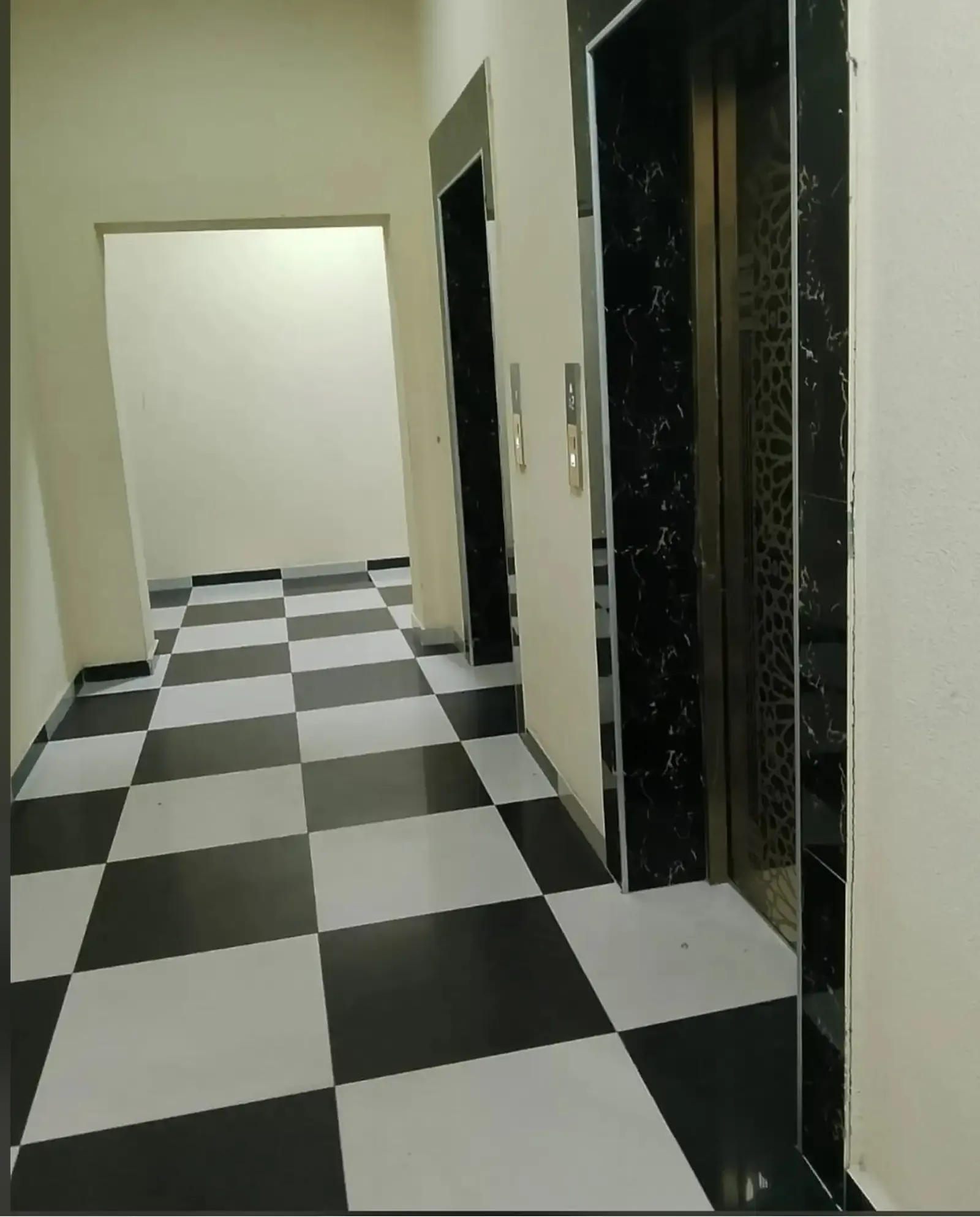 2-комн. квартира, 15 этаж, 52м², шохмансур