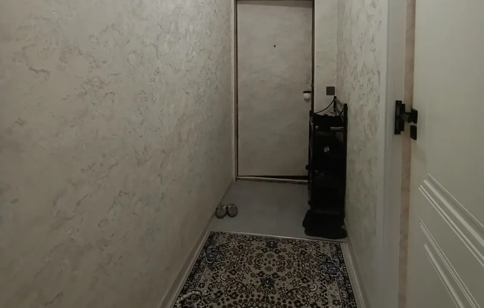 2-комн. квартира, 2 этаж, 70 м², Фирдавси, Молодёжный Бетонка