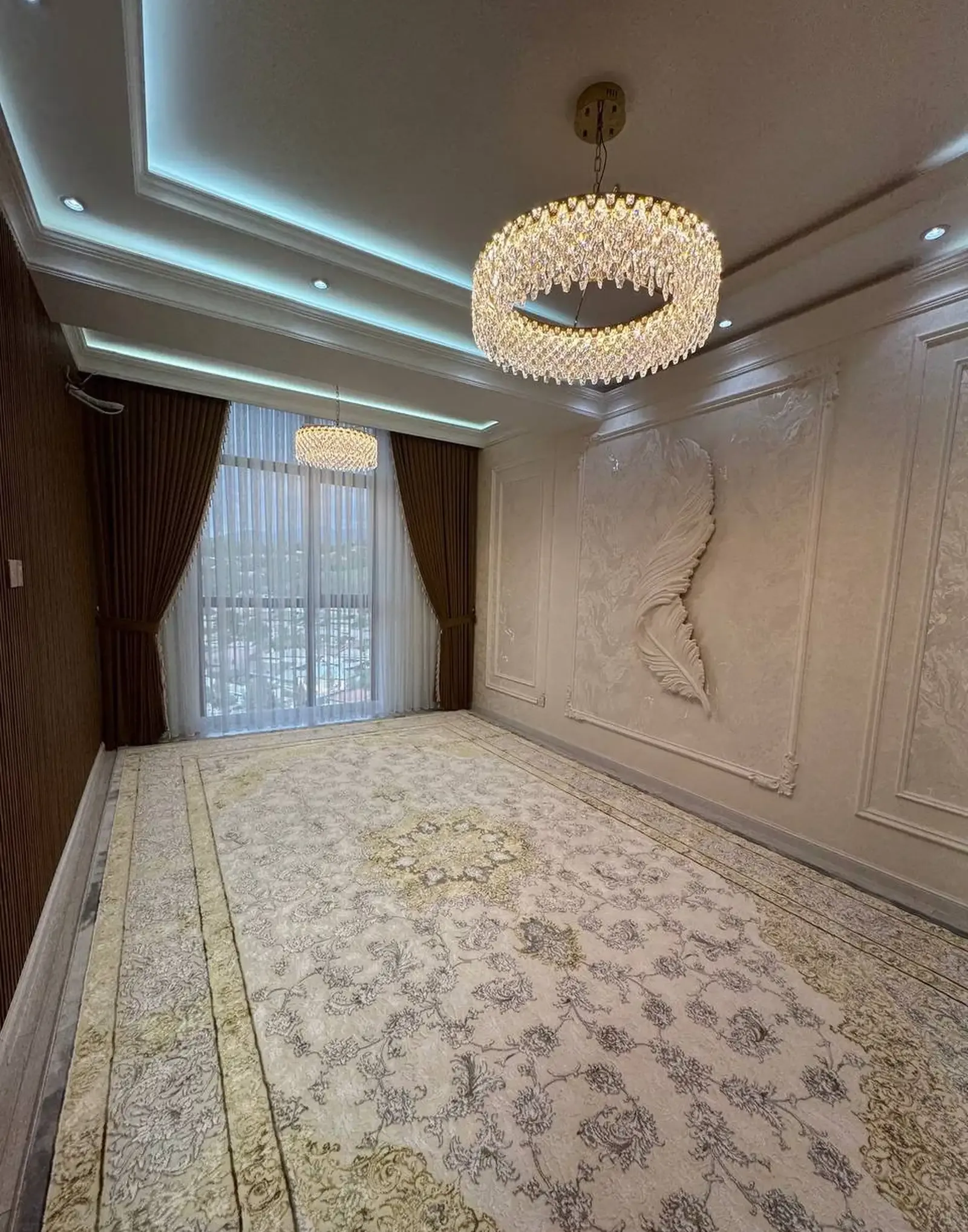2-комн. квартира, 13 этаж, 73 м², Шохмансур