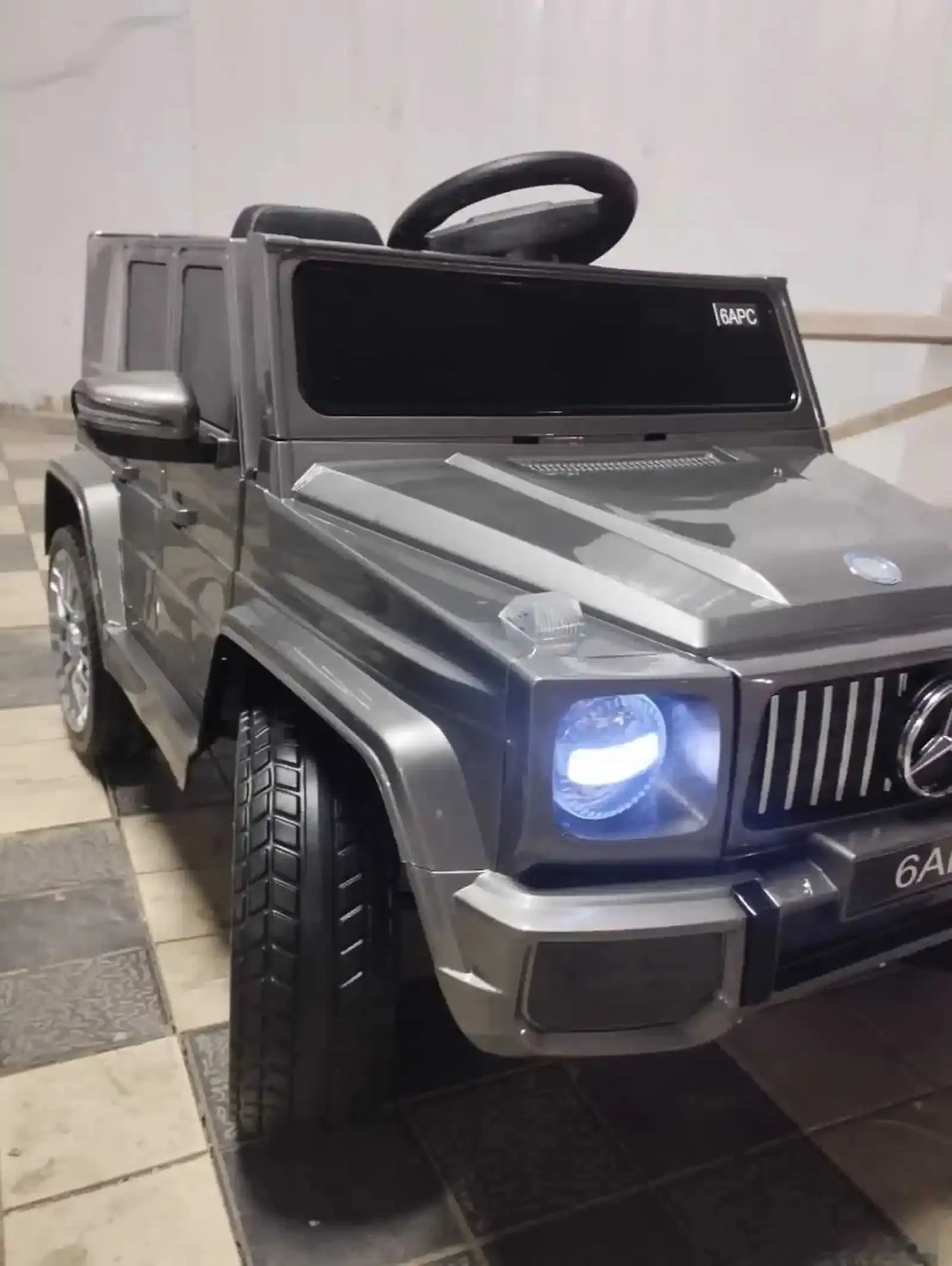 Детский электромобиль