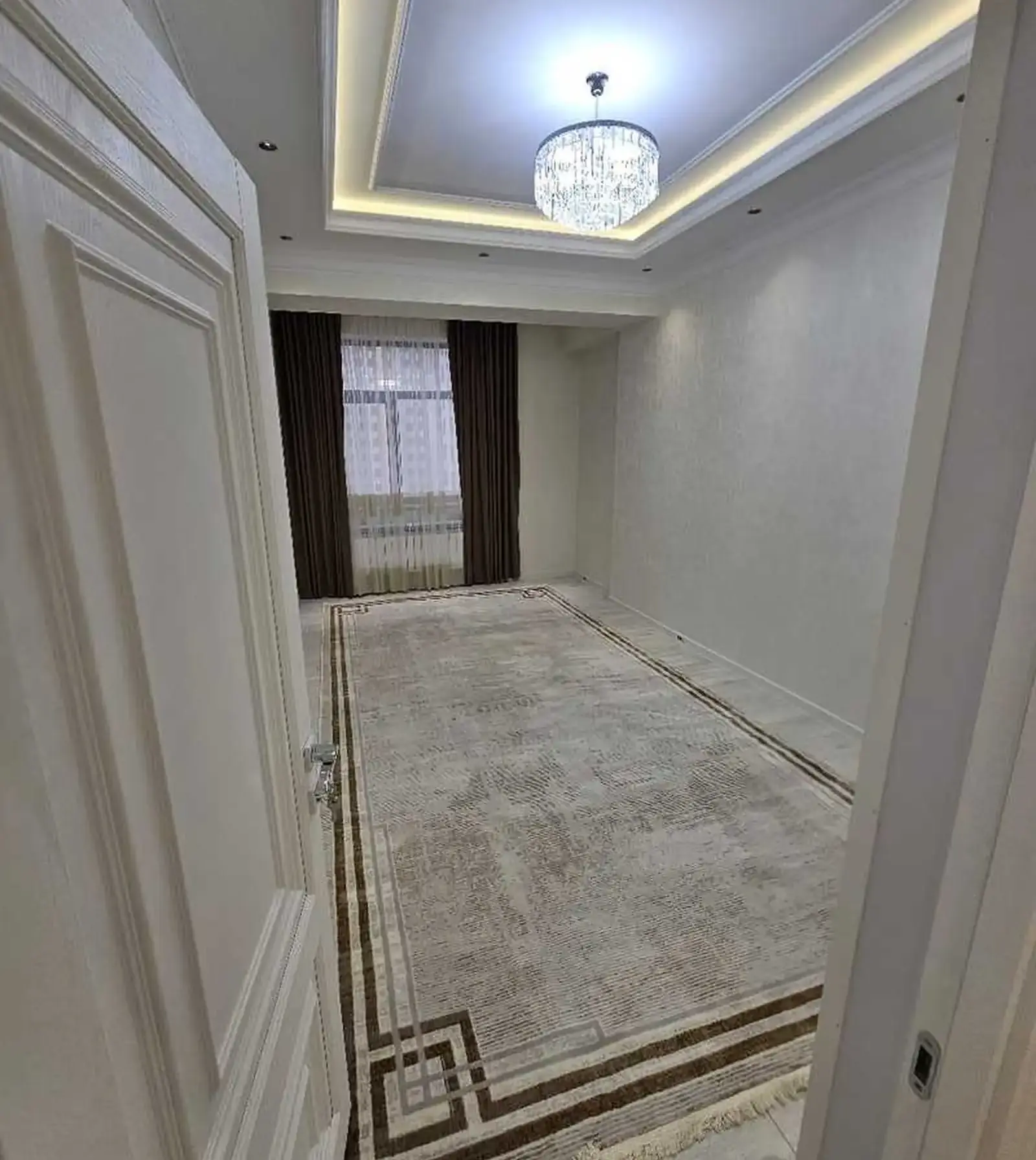 3-комн. квартира, 9 этаж, 120м², шоҳмансур