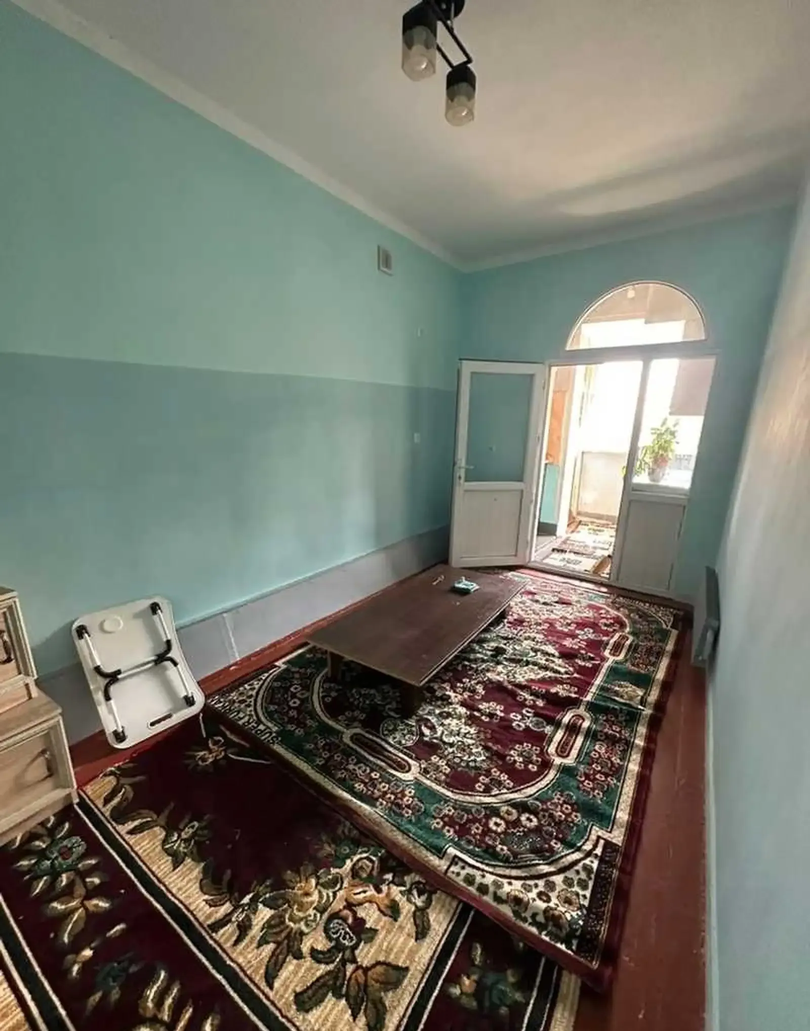 3-комн. квартира, 4 этаж, 60м², сино
