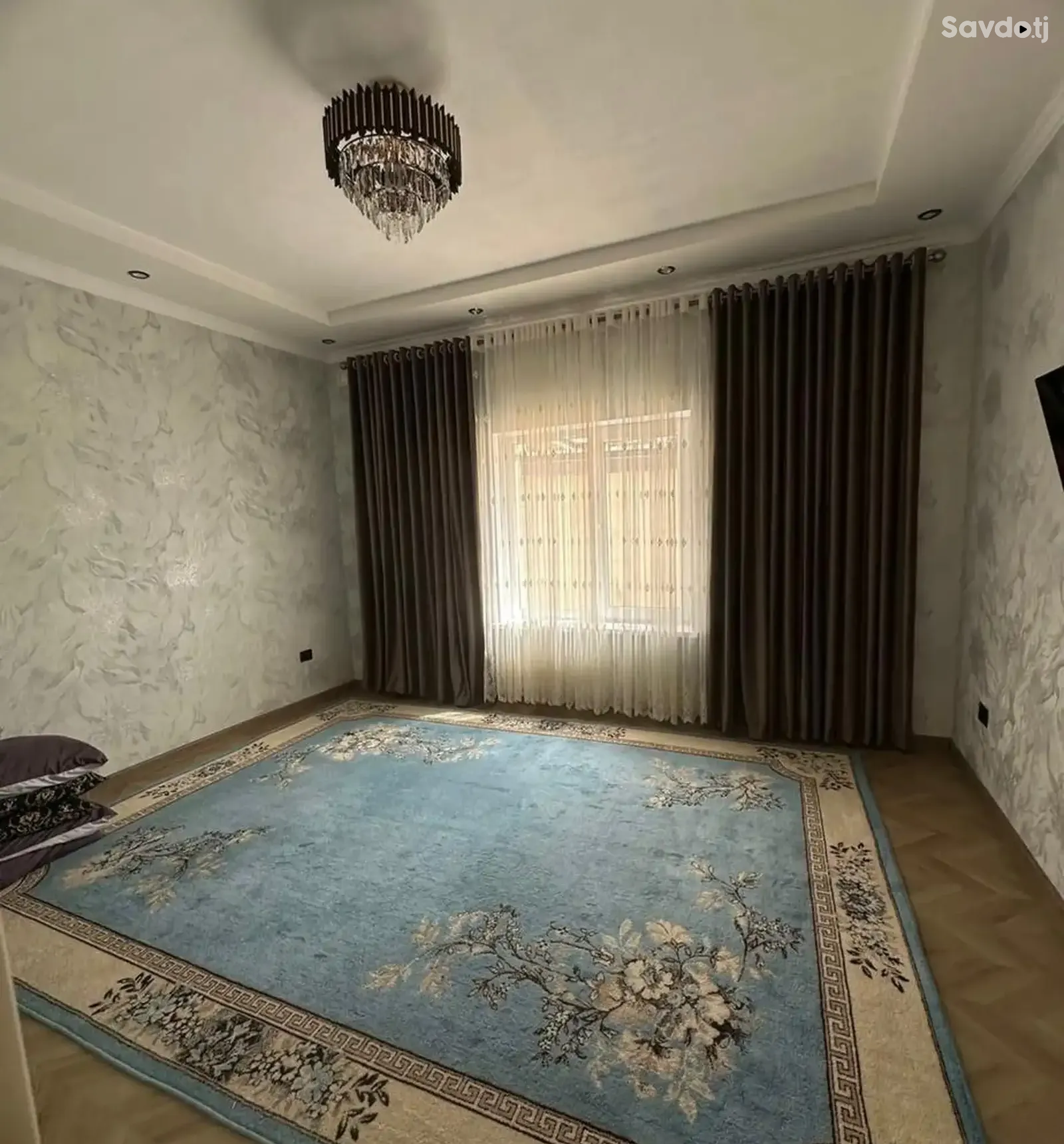 3-этажный, 13 комнатный дом, 500 м², Шохмансур