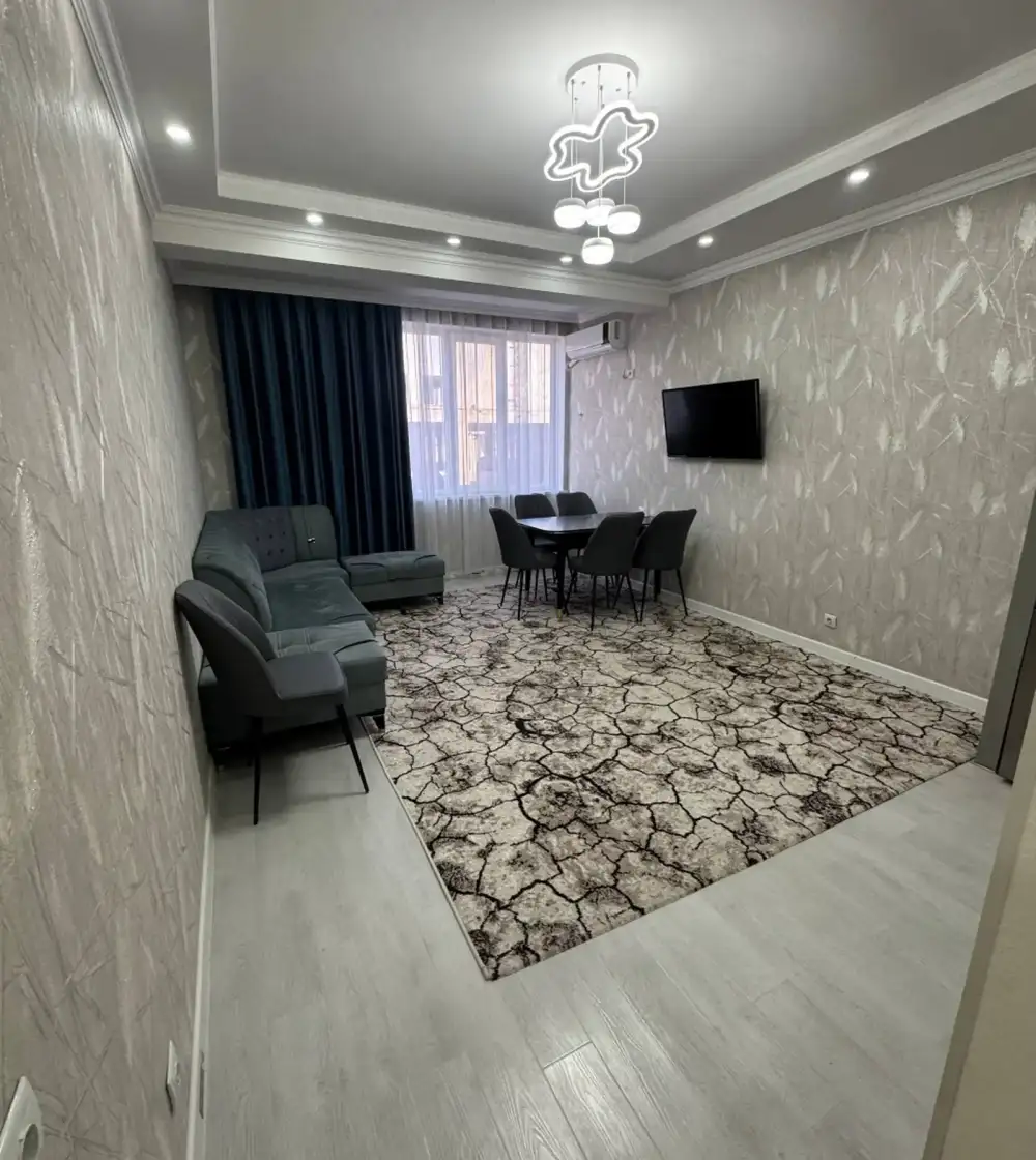 3-к квартира, 5 этаж, 102 м², фирдавси