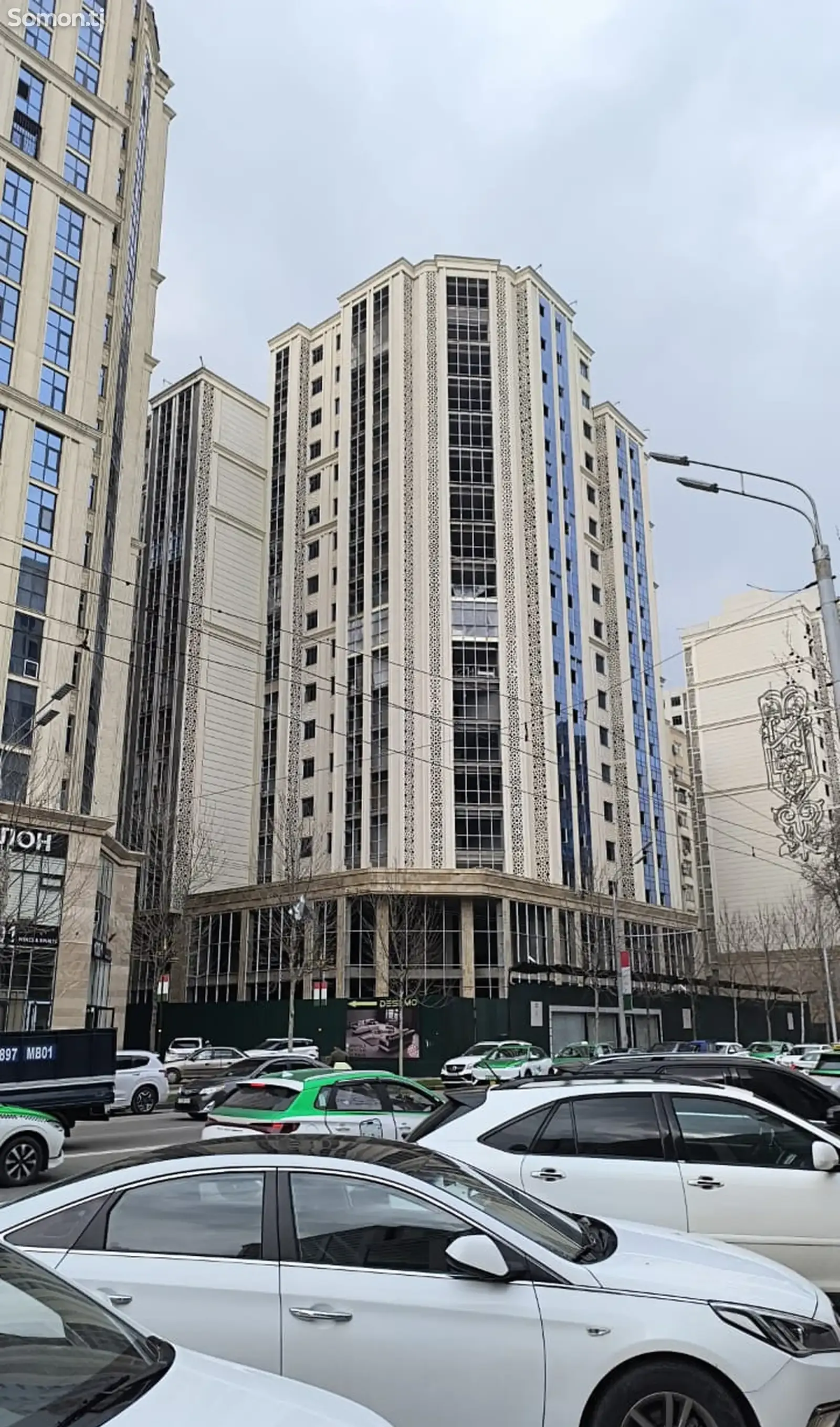 3-к квартира, 16 этаж, 107 м², Шохмансур, Голубой экран