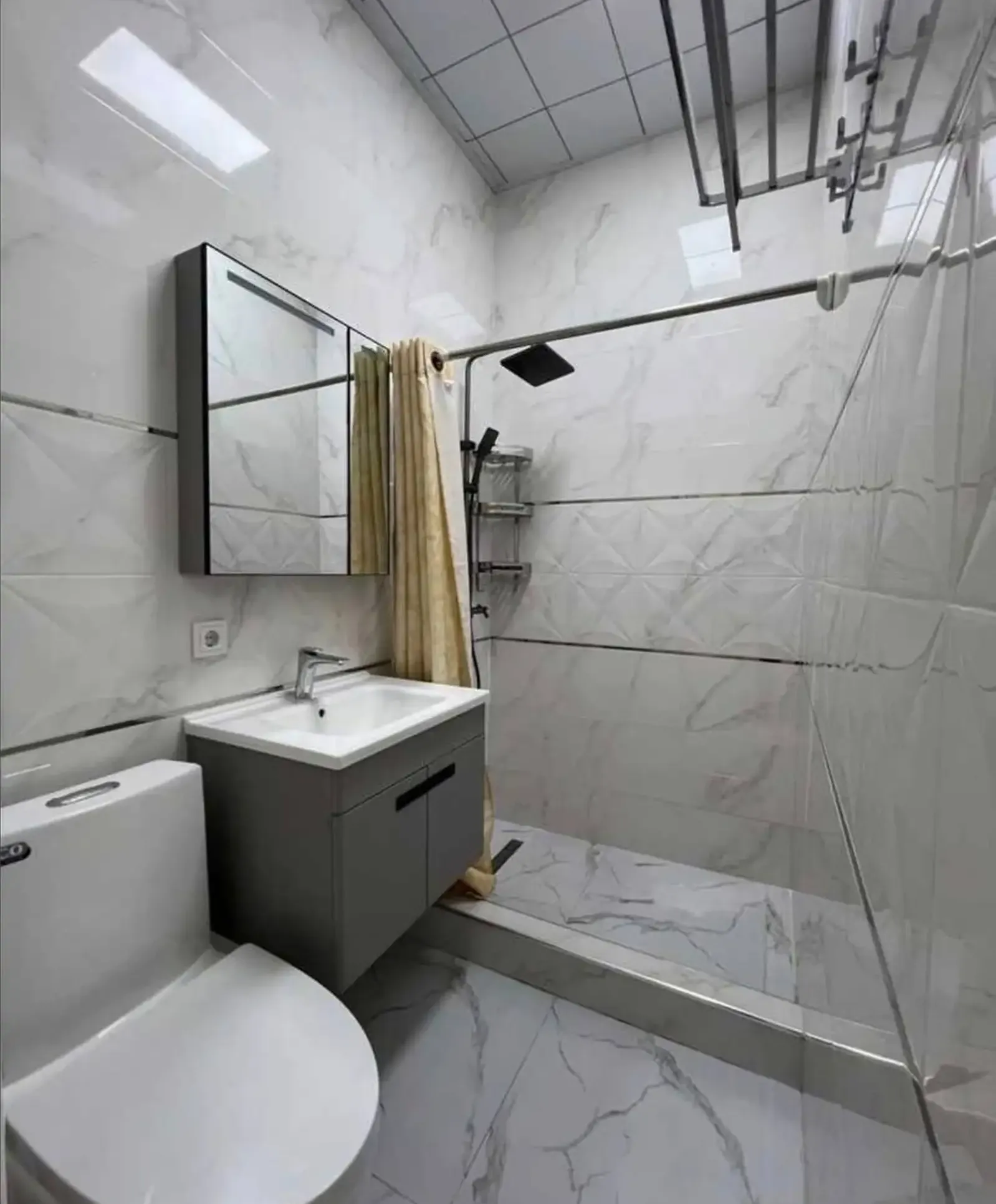 3-комн. квартира, 10 этаж, 92 м², Шохмансур