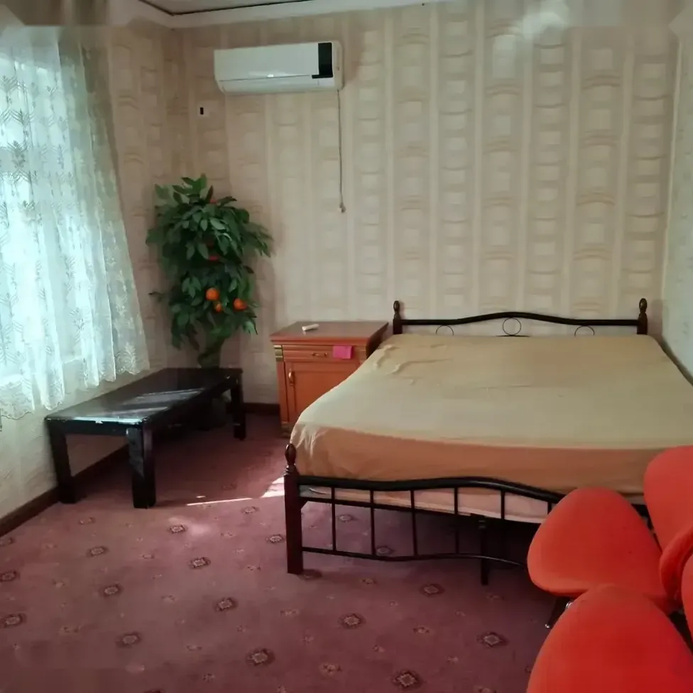 1-этажный, 6 комнатный дом, 180 м², Сомони