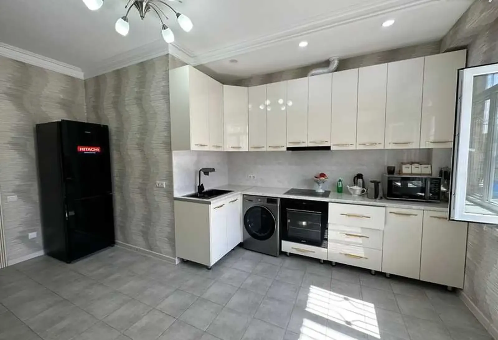 3-комн. квартира, 11 этаж, 92м², ОВИР Султанбей