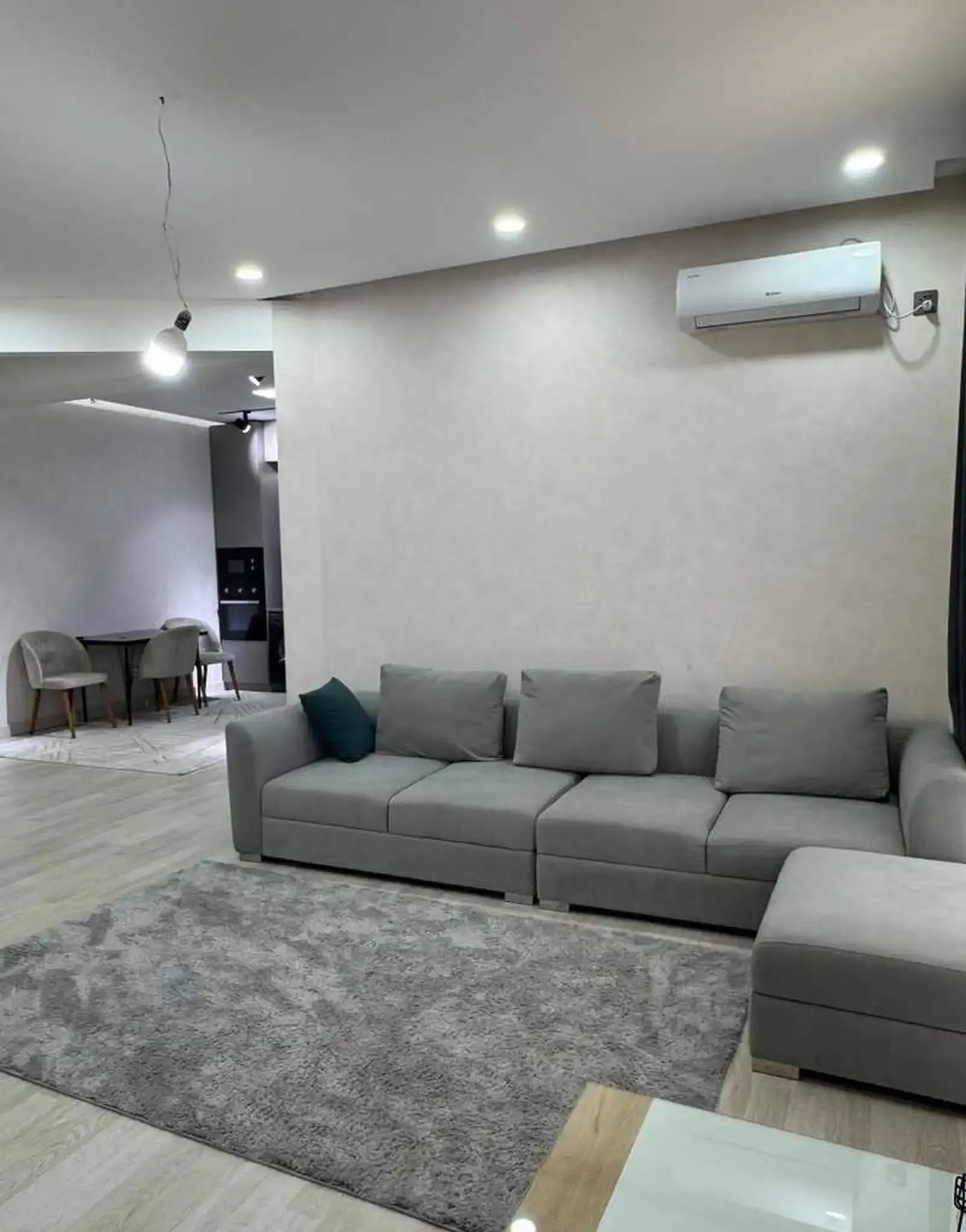2-комн. квартира, 19 этаж, 60м², Дом Пума, Альфемо, Дом печать.