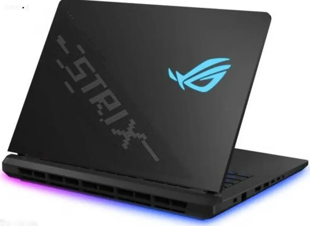 Игровой ноутбук ASUS Rog Strix SCAR