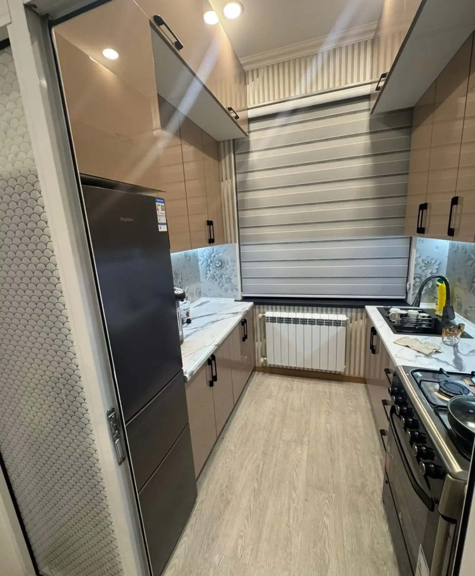 3-комн. квартира, 1 этаж, 70 м², Сино