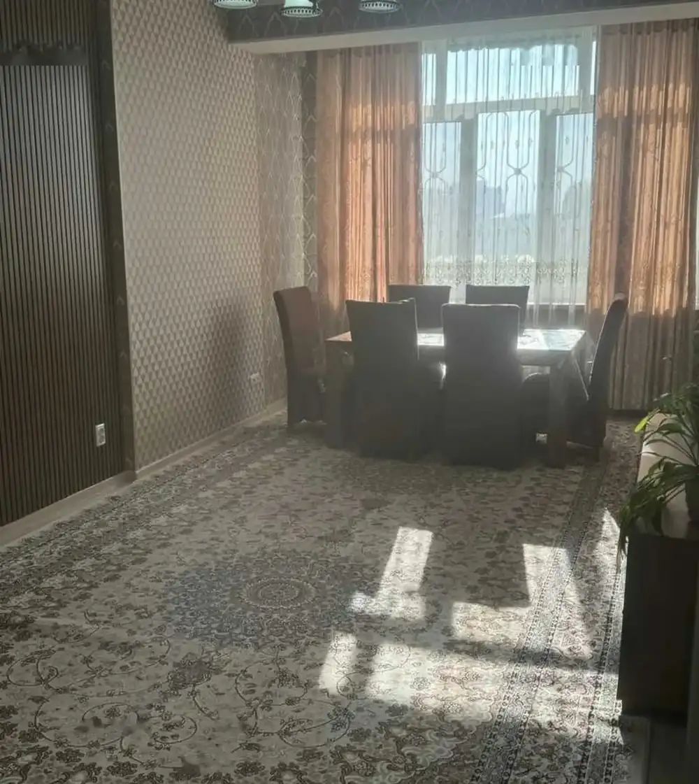 2-комн. квартира, 8 этаж, 65м², Сино
