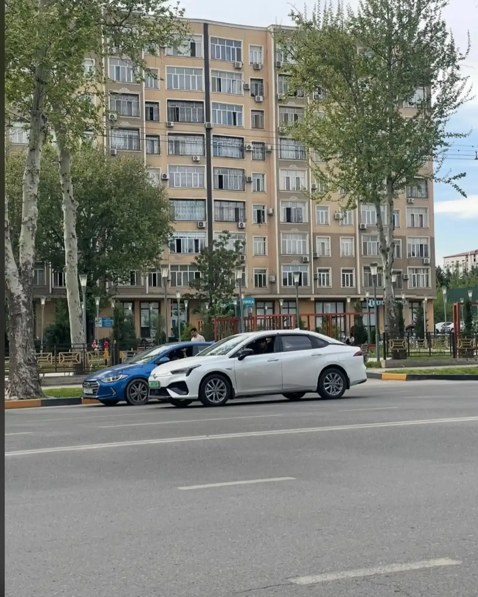 1-комн. квартира, 2 этаж, 43 м², сино