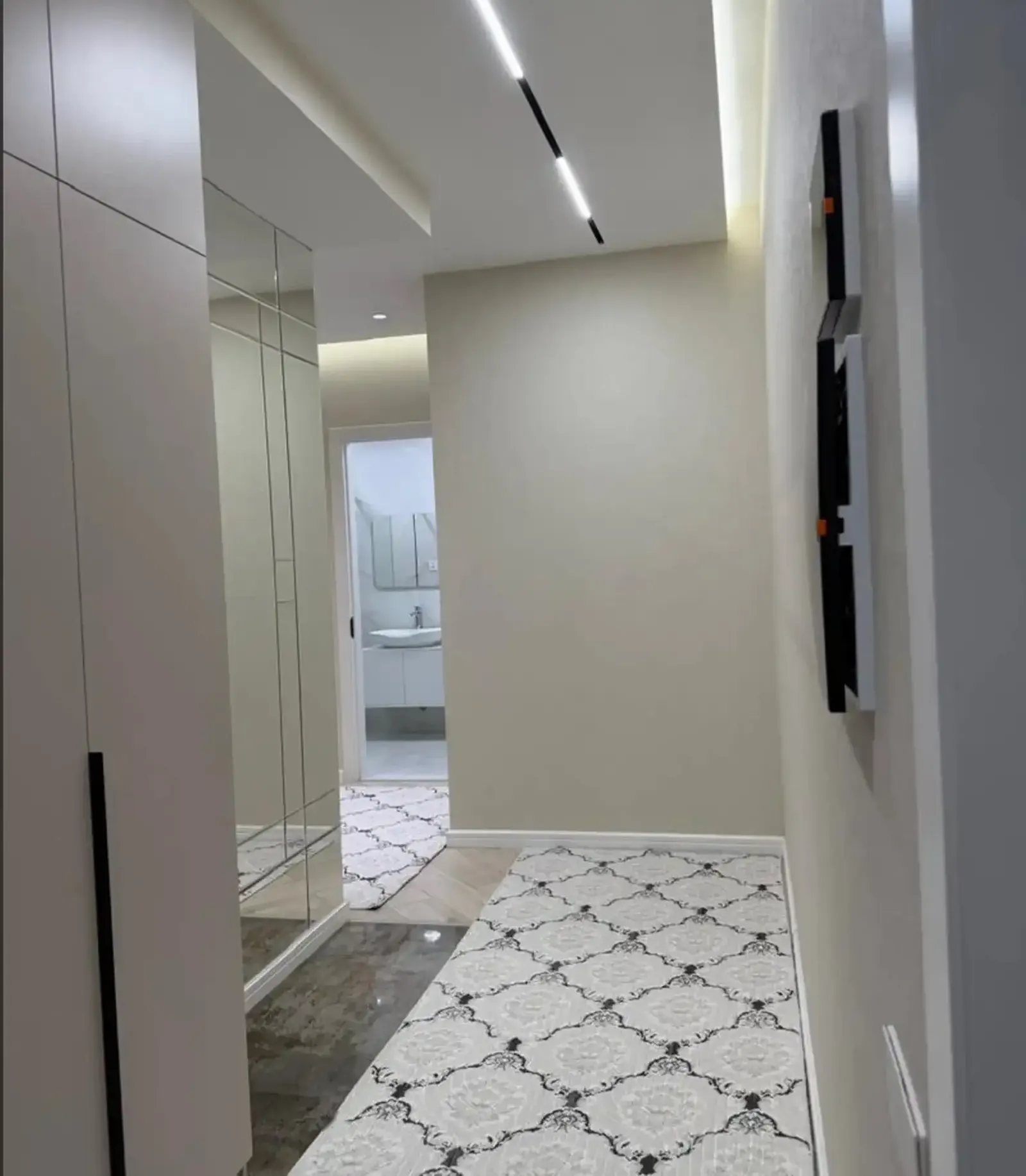 2-к квартира, 10 этаж, 71 м², Шохмансур