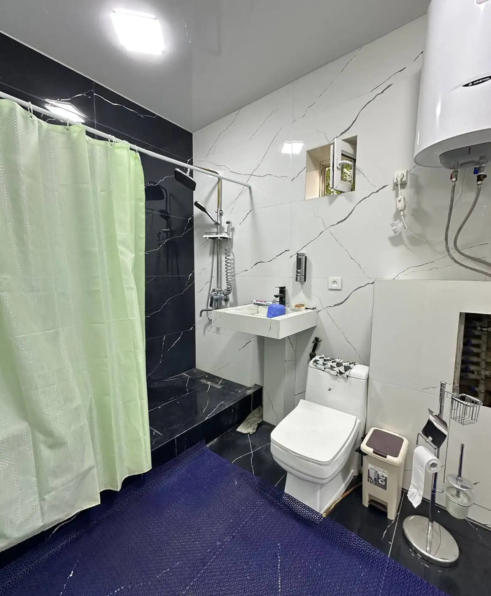 2 этажный, 6-комн. дом, 200 м², 4 соток, Сино