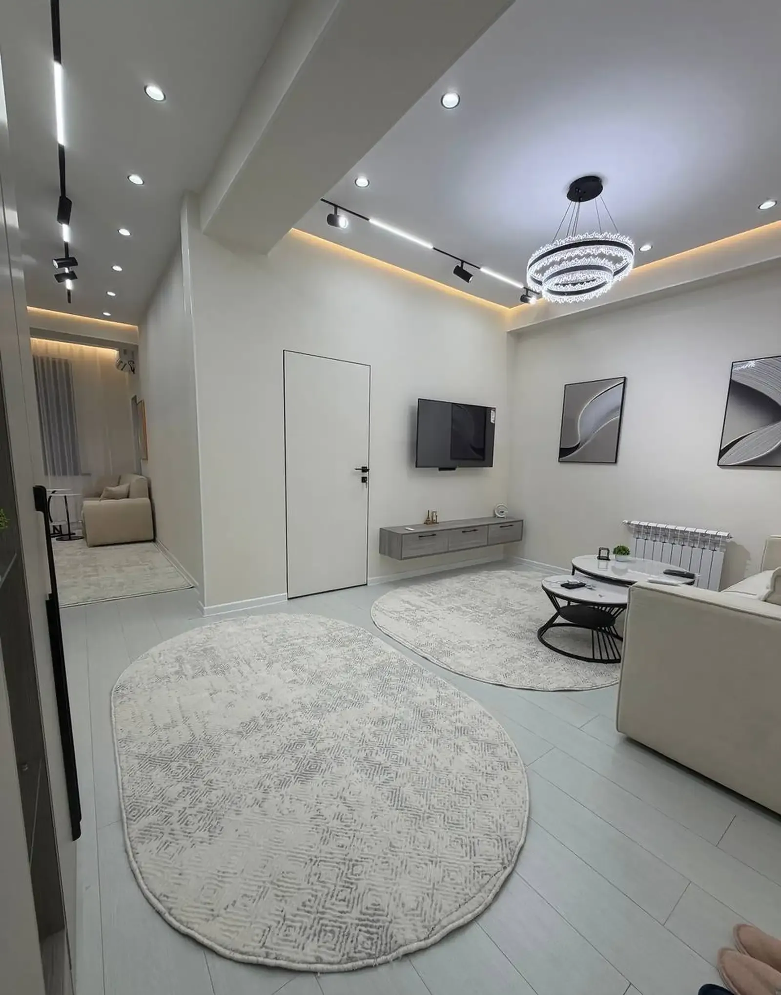 2-комн. квартира, 11 этаж, 51 м², Шохмансур