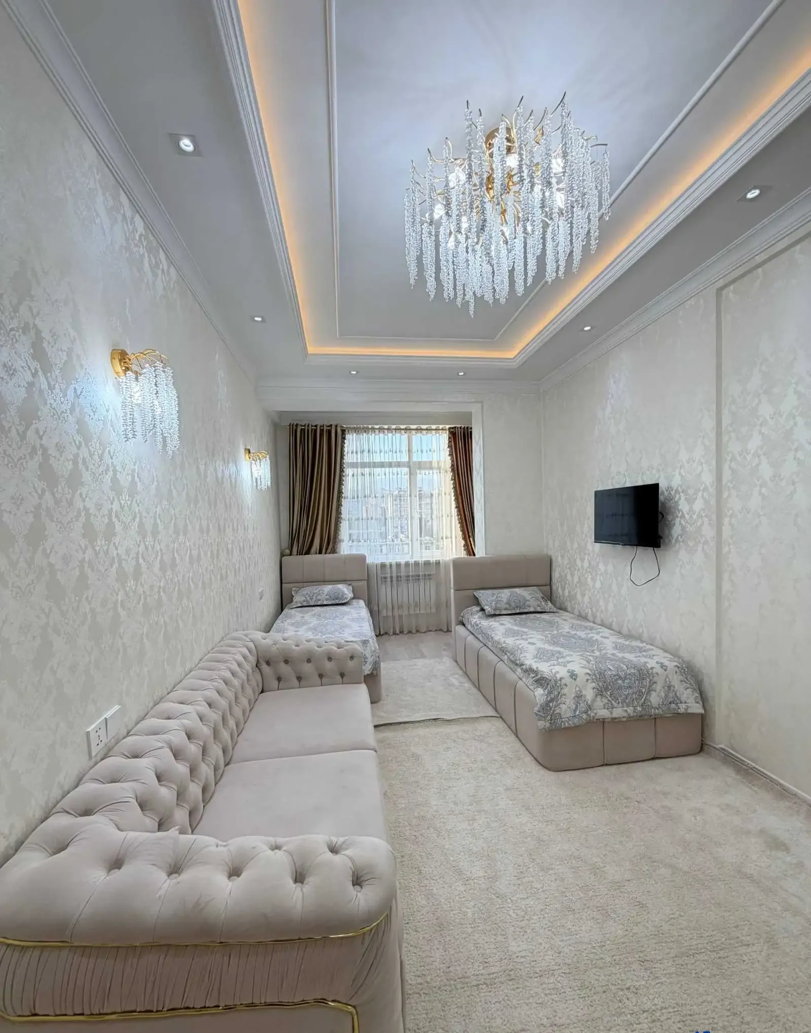 3-комн. квартира, 6 этаж, 104м², Сино 82мкр