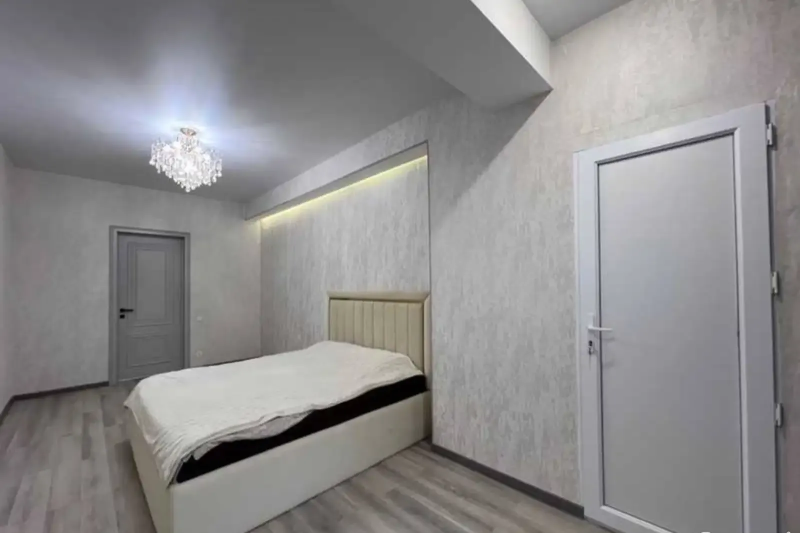 2-комн. квартира, 9 этаж, 66 м², Шохмансур