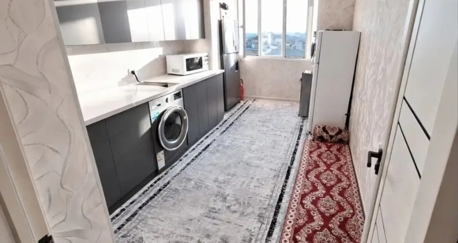 2-комн. квартира, 4 этаж, 70 м², Сино