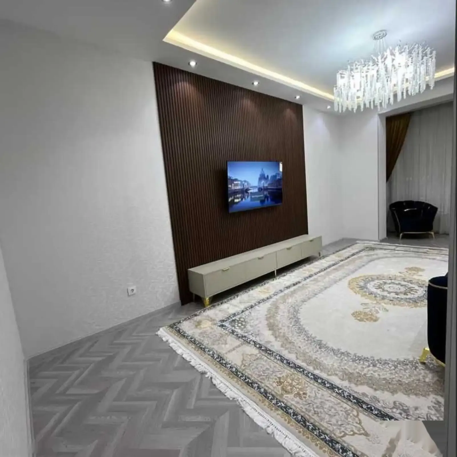 2-к квартира, 7 этаж, 80 м², Овир