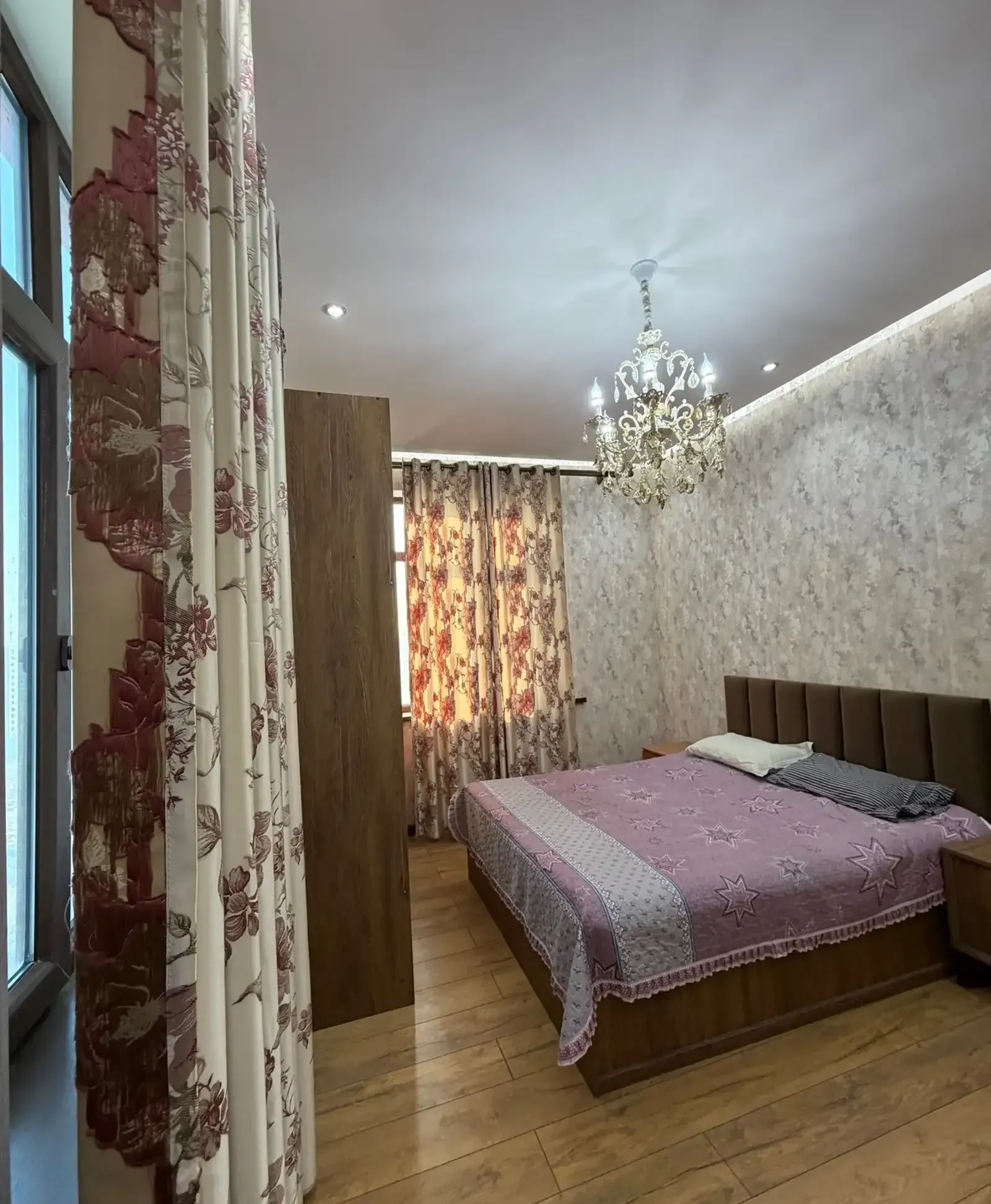 2-комн. квартира, 13 этаж, 75м², Спартак, Ашан